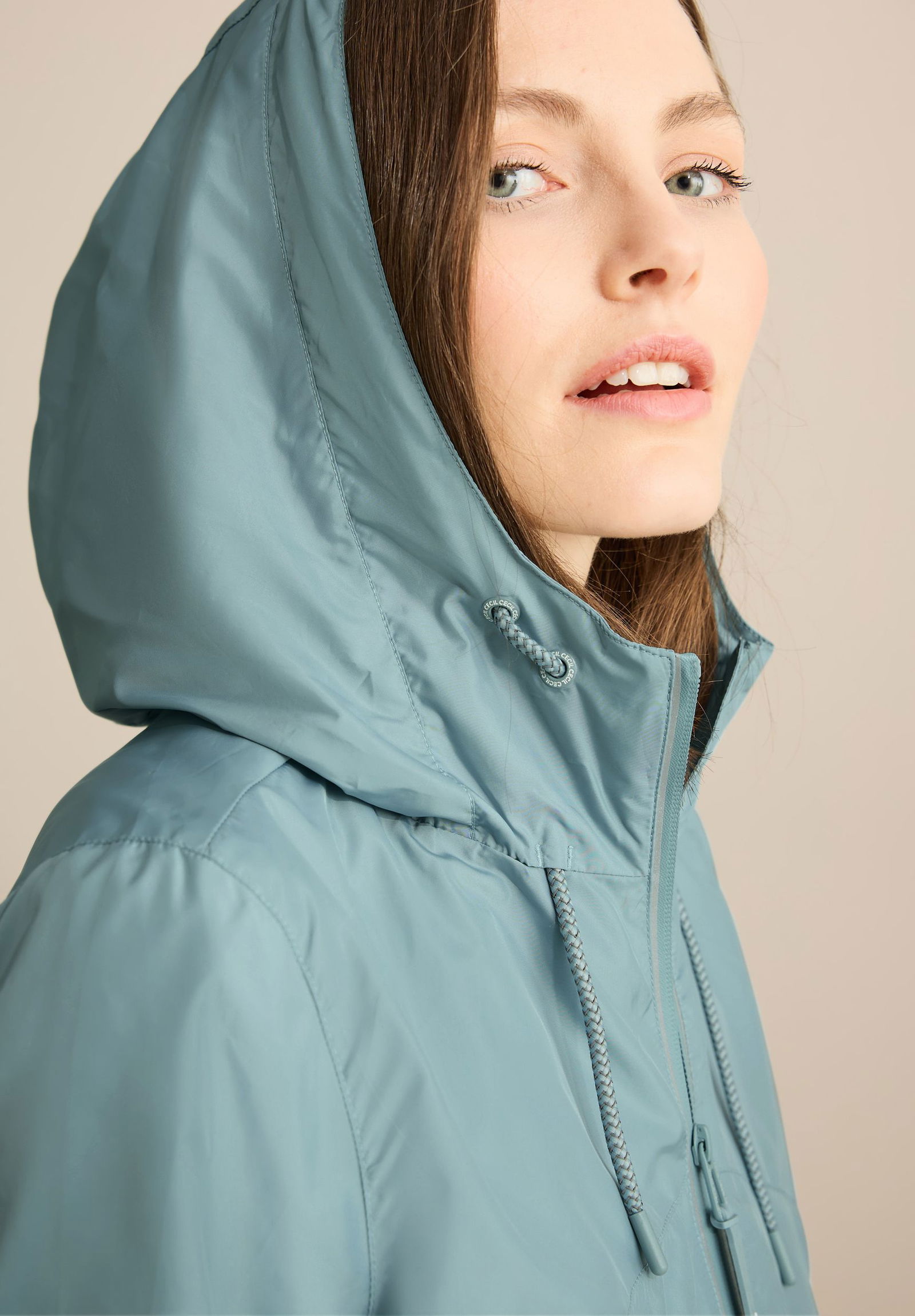  |  Windbreaker w. flap pockets, dark navy blue | L