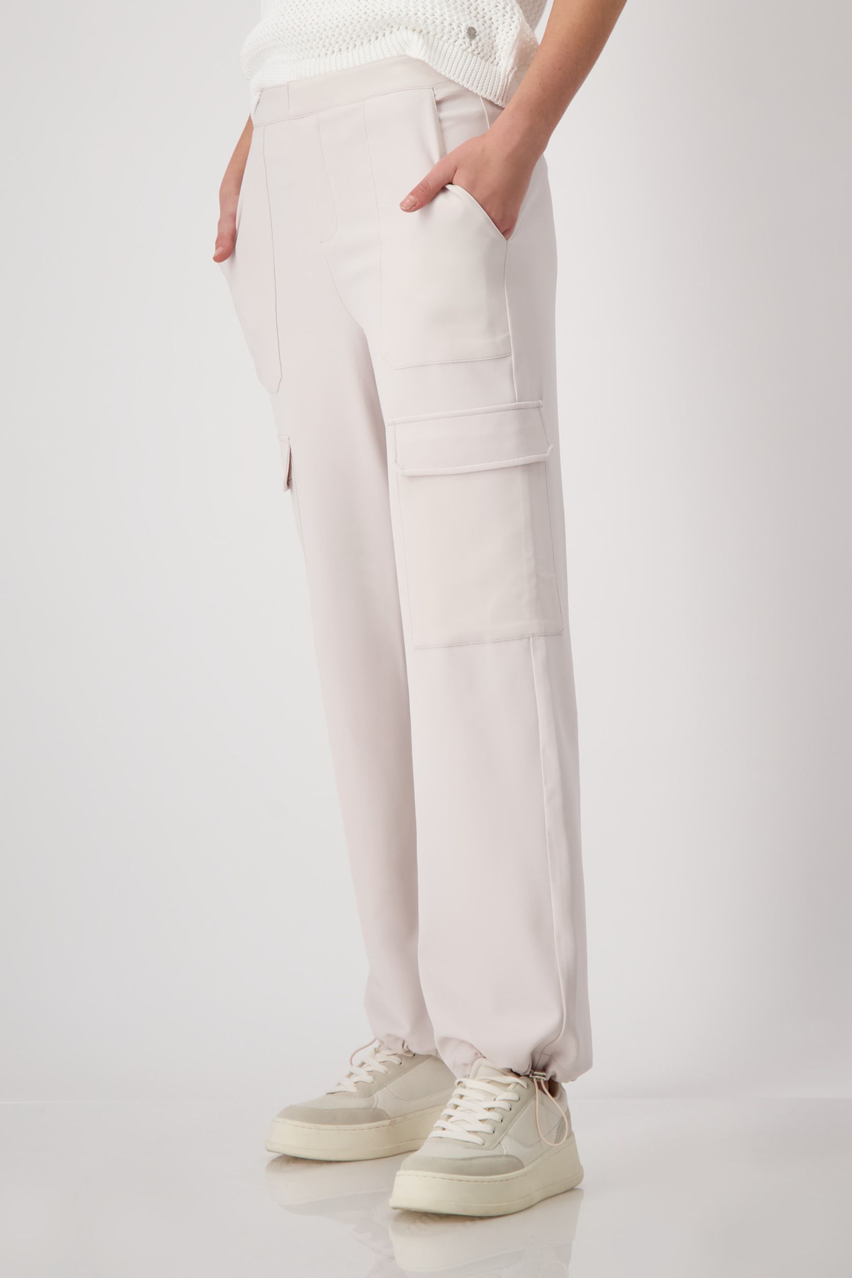 Monari |  Monari Schmale Hose  | 46