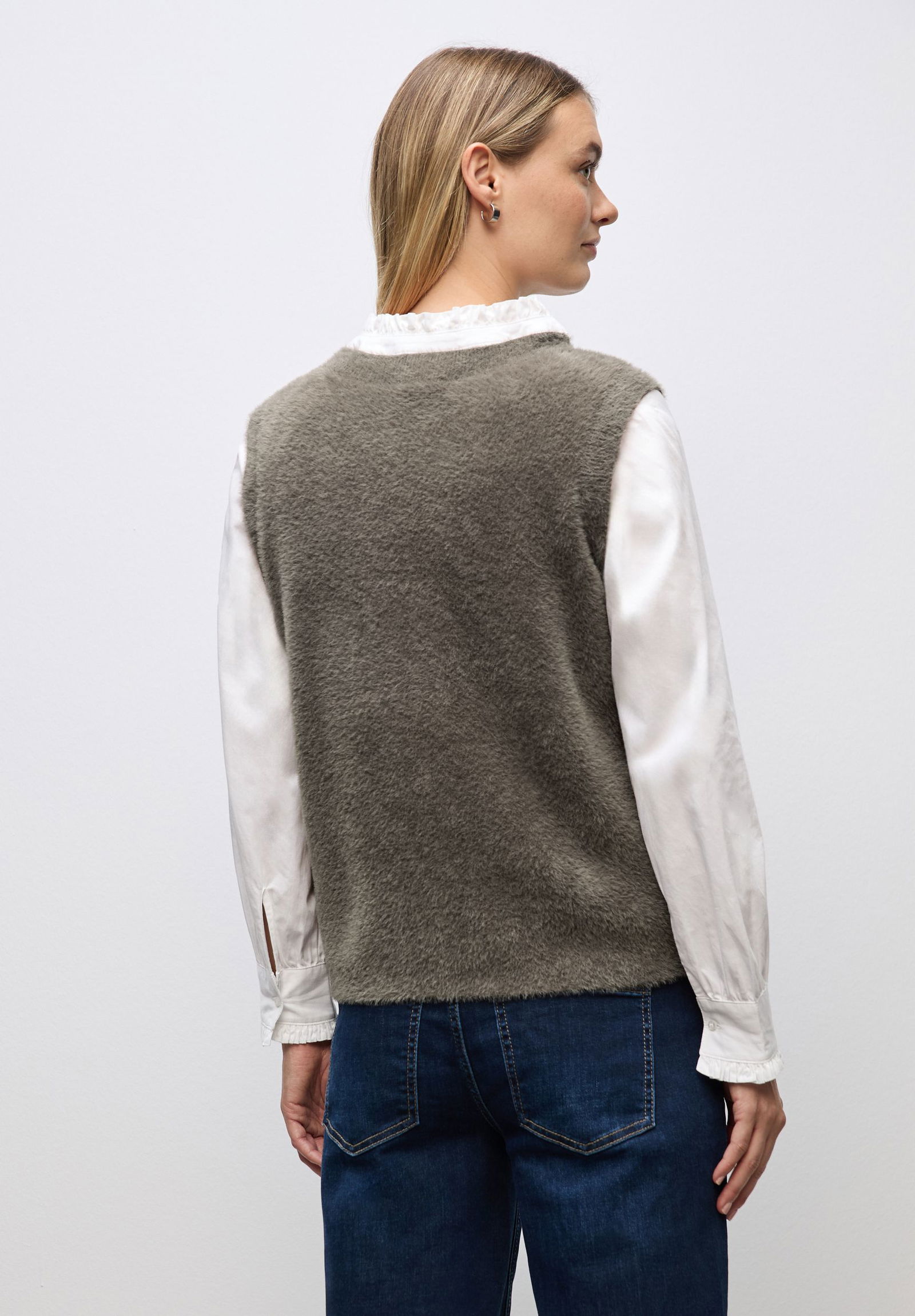  | Ärmelloser Pullover | 36 | 4565_16762