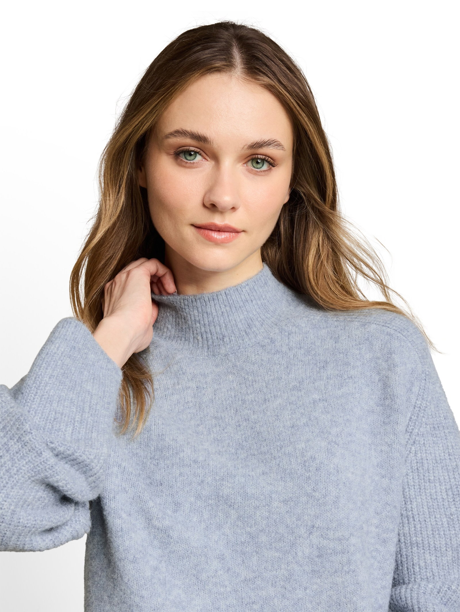 knit mock-neck with saddleshou, foggy sky blue melange #9