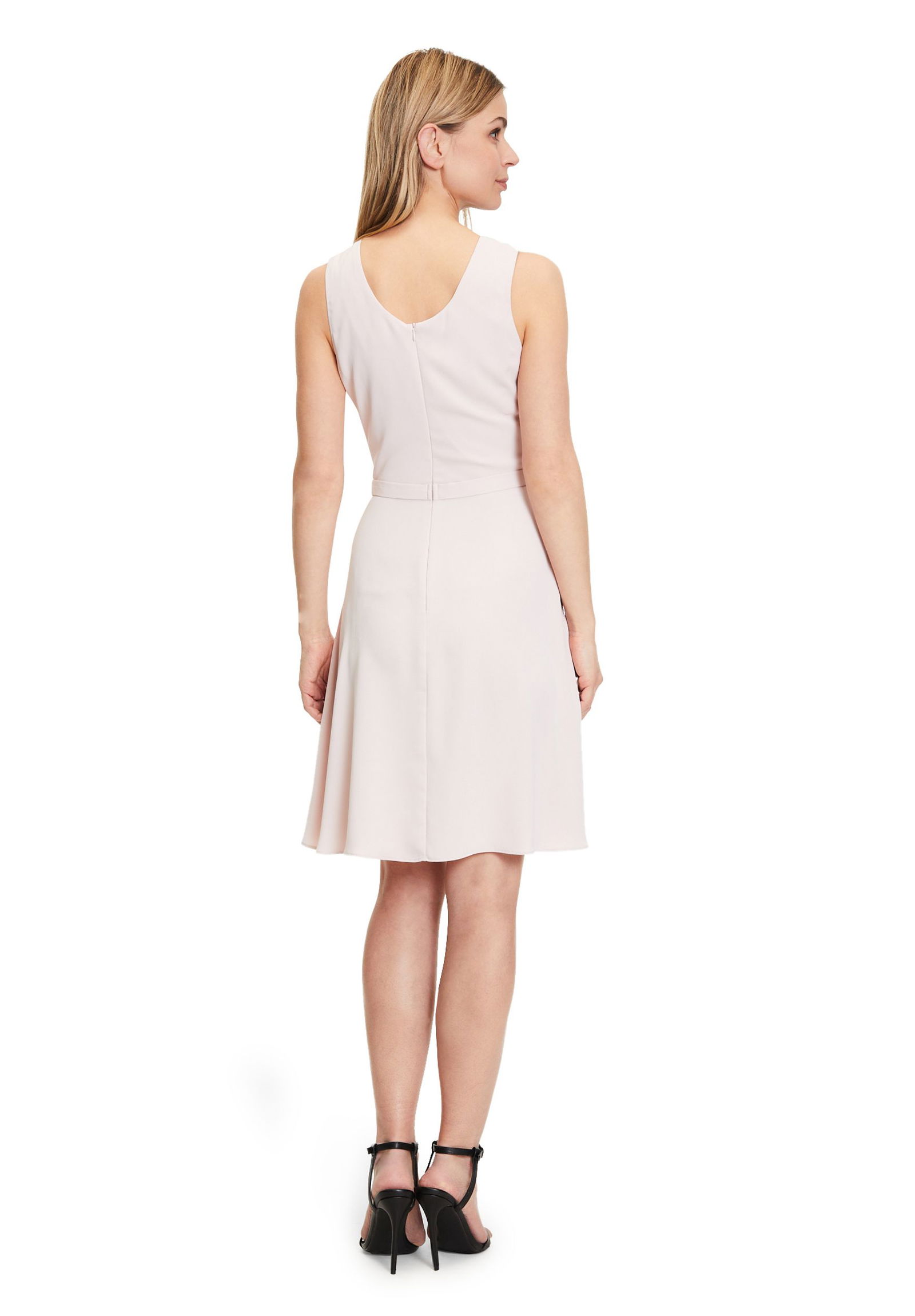 c8304382e3c465bfa759dbd50c42ed9f Suddenly Princess Kurzes Kleid