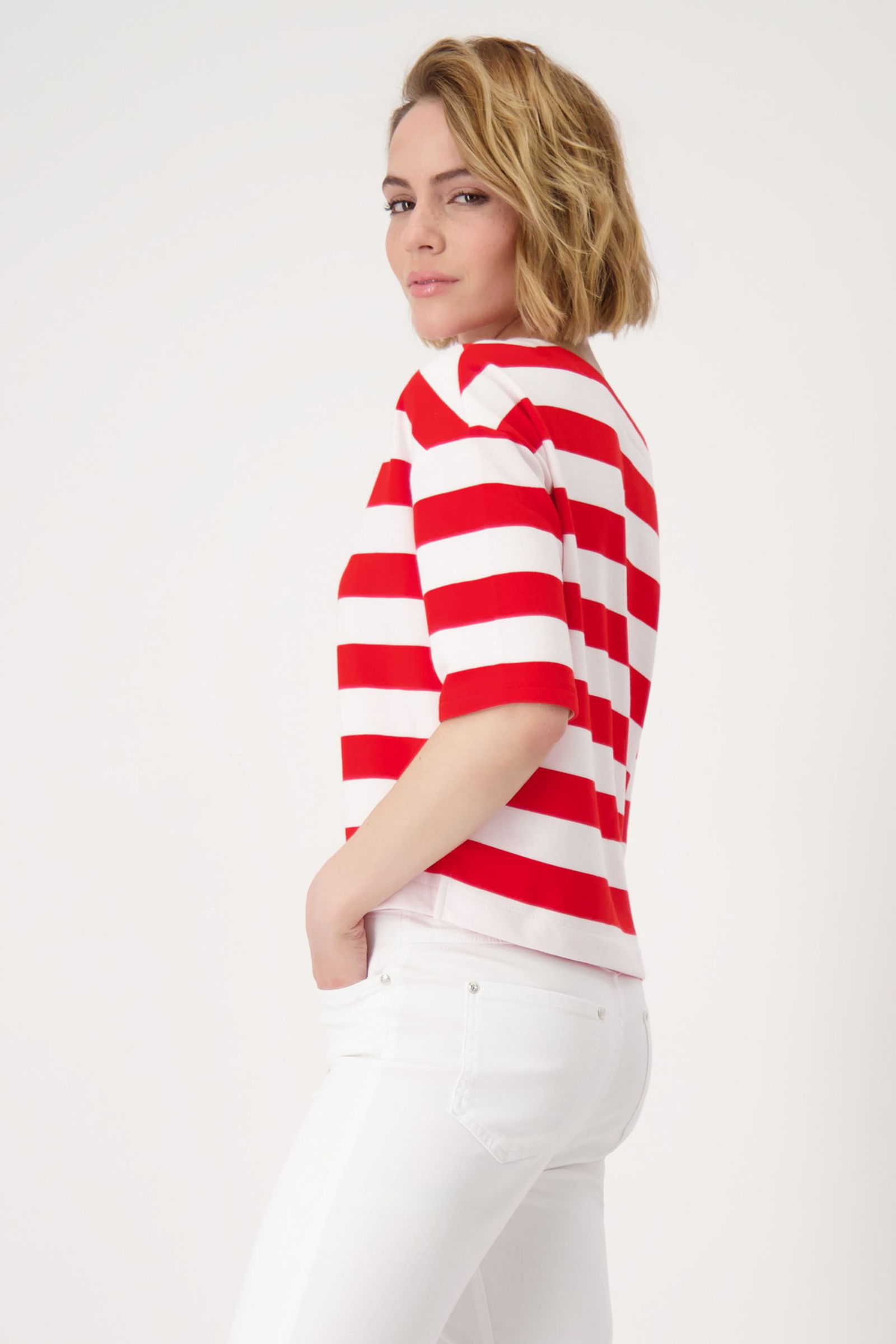 d8c2afffd5f5e3e23b35f42aaa6ab136 Monari | Monari Sweatshirt | 46