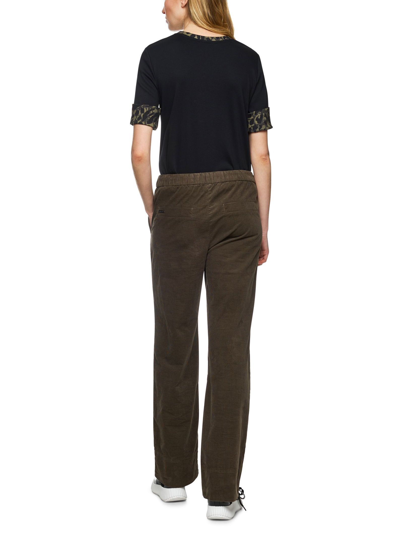 339ef4a29c86e272a0b9db47aa903ba5 |  T-Shirt, black | 42 | black