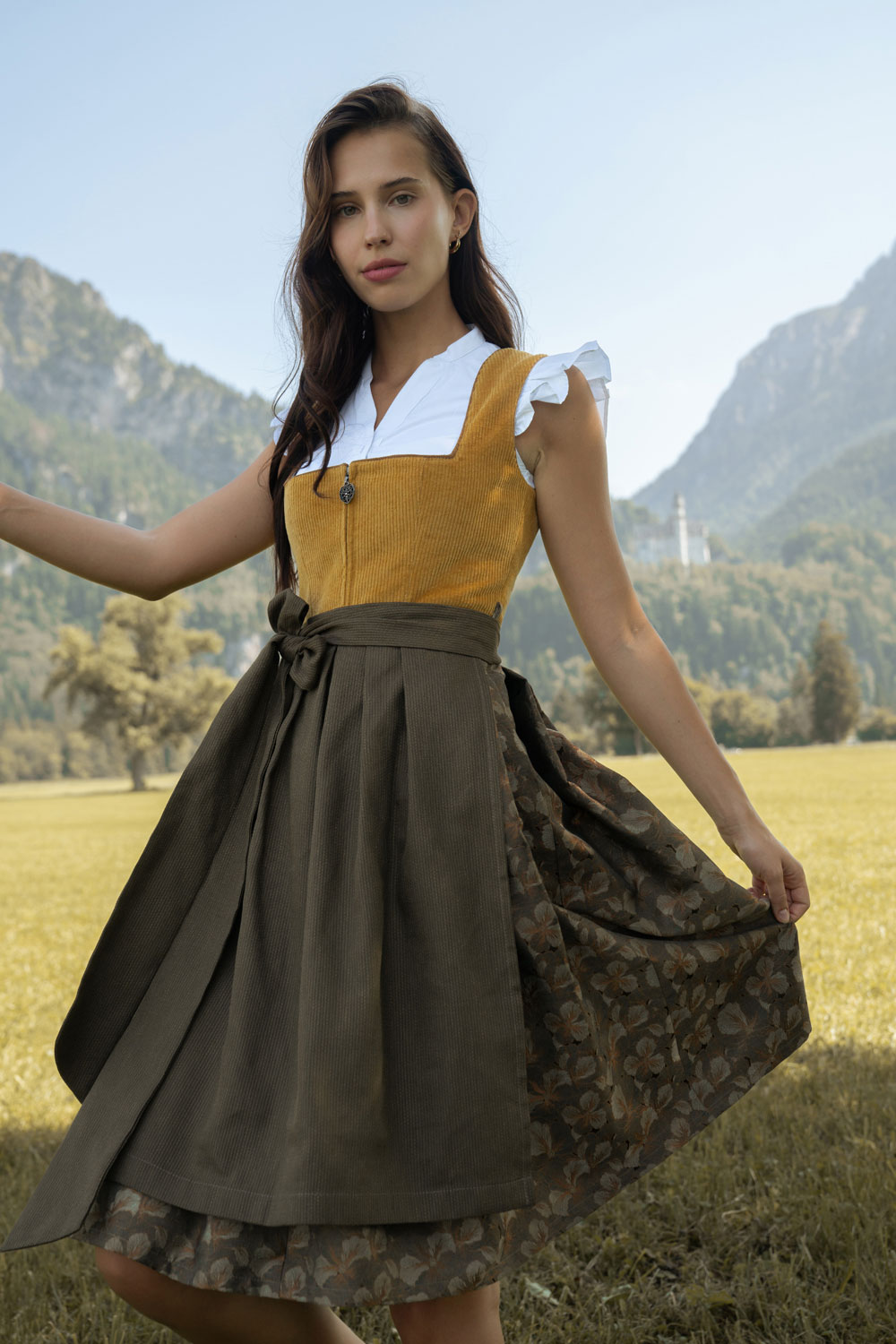 Edelnice Midi Dirndl Hanna Cord Gelb #8