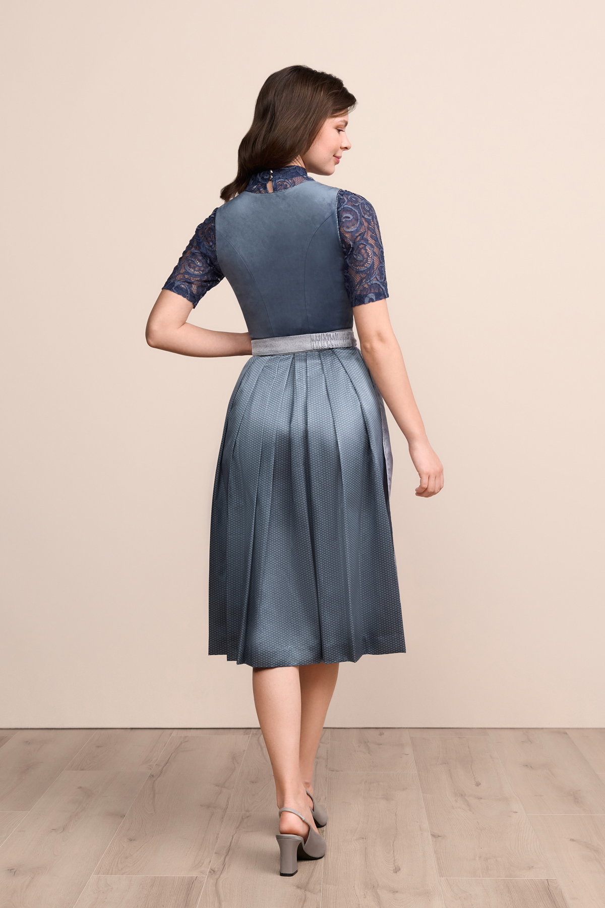 Krüger Madl Dirndl Aurela 70cm #3