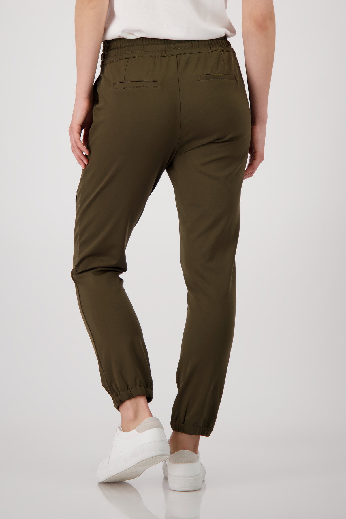 Monari Jogger mit Reißverschlusstasche #3