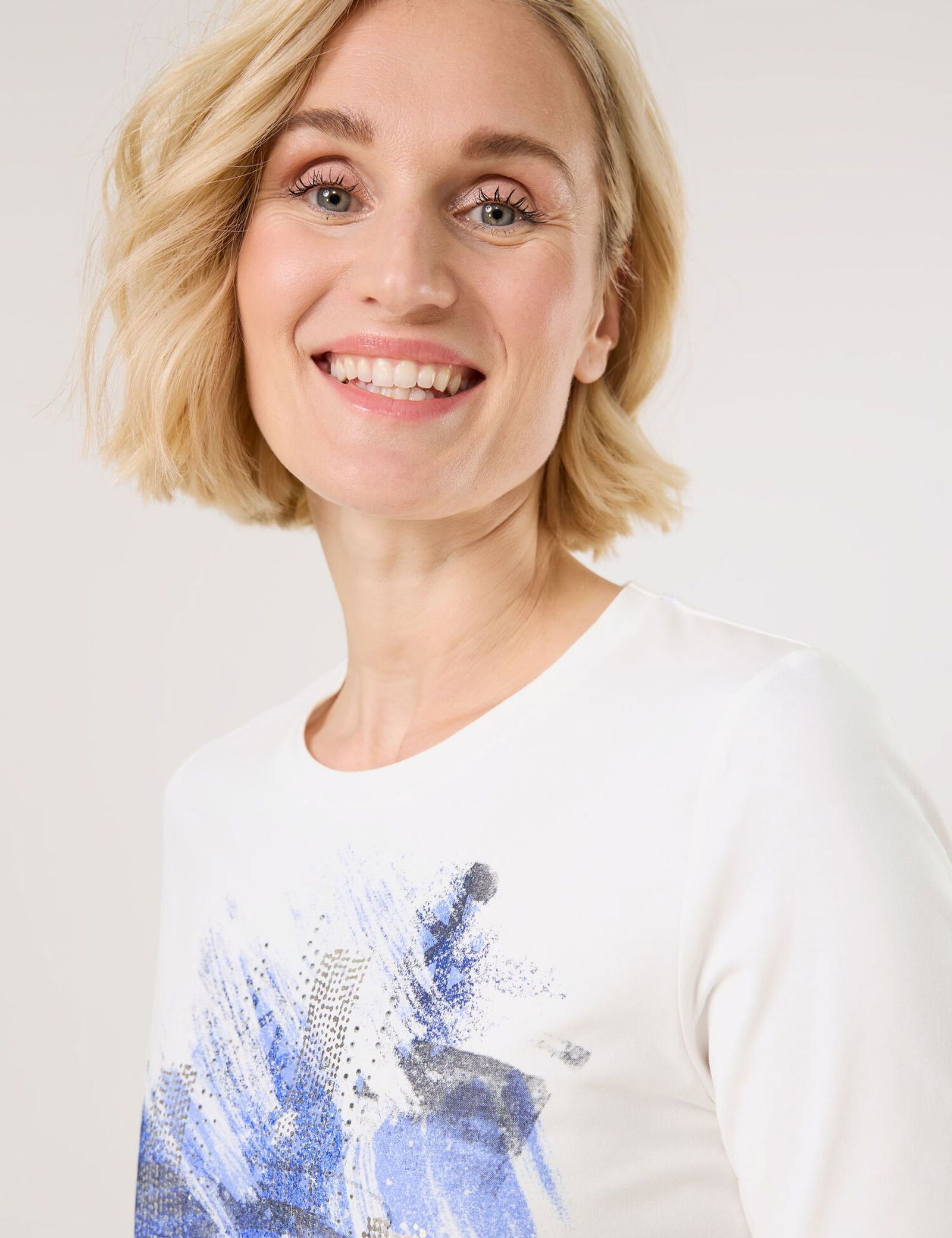 GERRY WEBER Collection | T-Shirt mit abstraktem Frontprint | 48 | off white/blue placem.foil