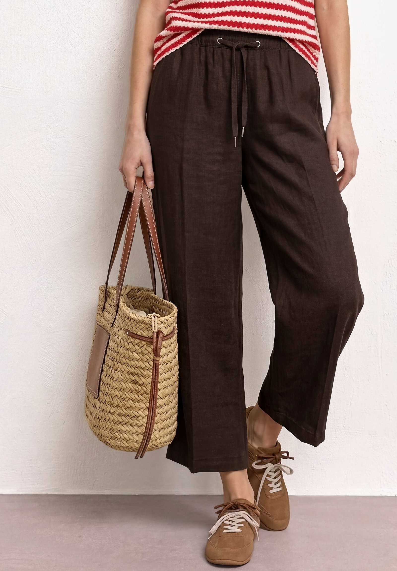 3dc9e37af640814e386f8af5e0a3b4a9 | SOL_Style Emee MW L26, timeless beige | 36/26 | 4565_17276