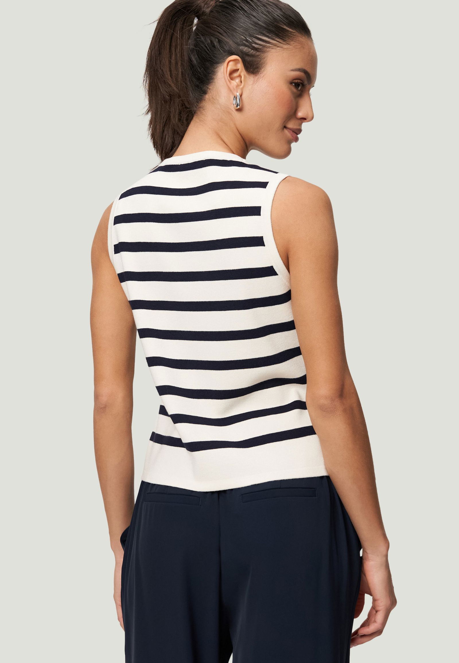  |  zero Strick, CreamDark Blue | 36 | creamdark blue