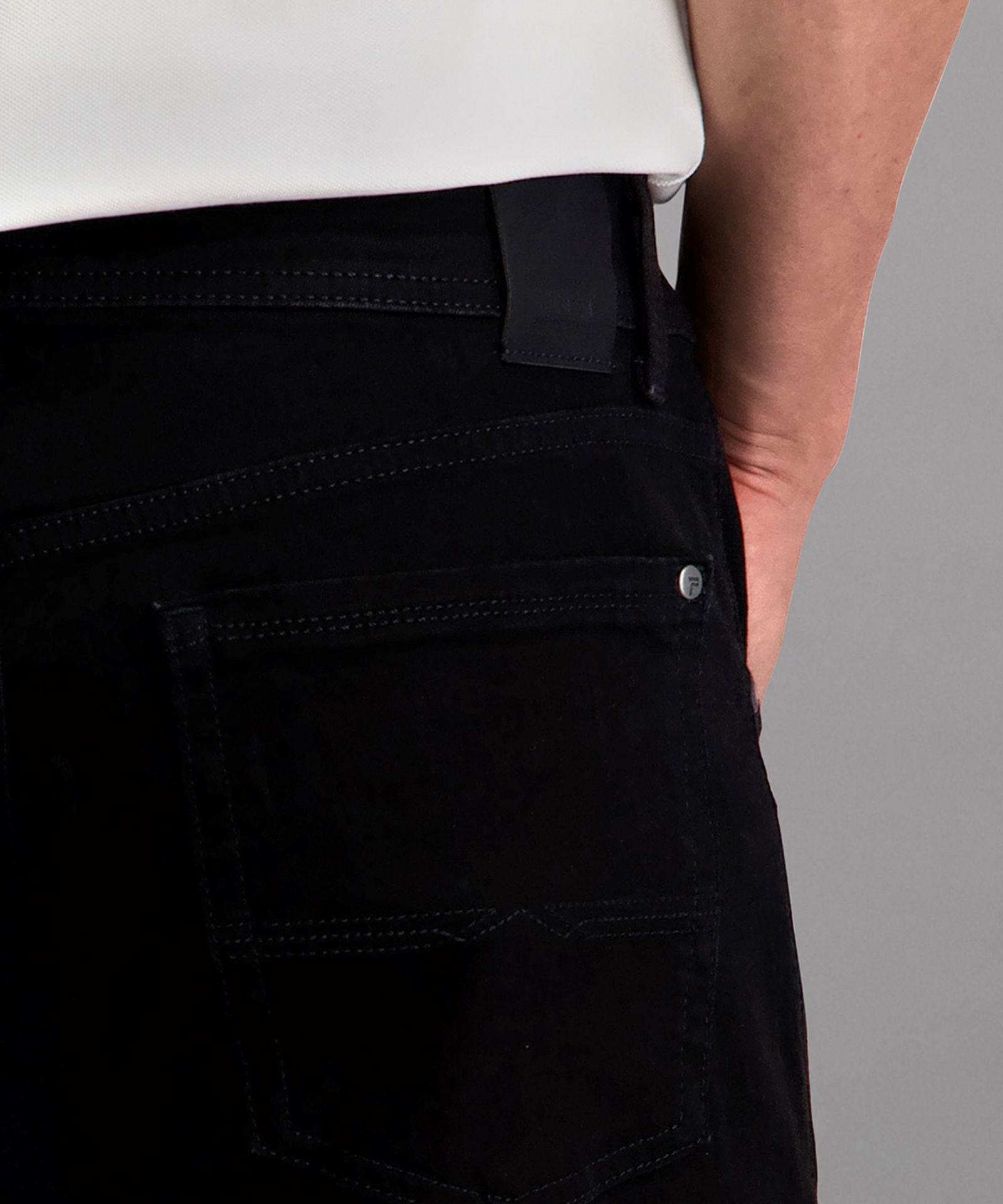 Pioneer | Pioneer 5-Pocket Jeans "RANDO" | 30/30 | black black raw