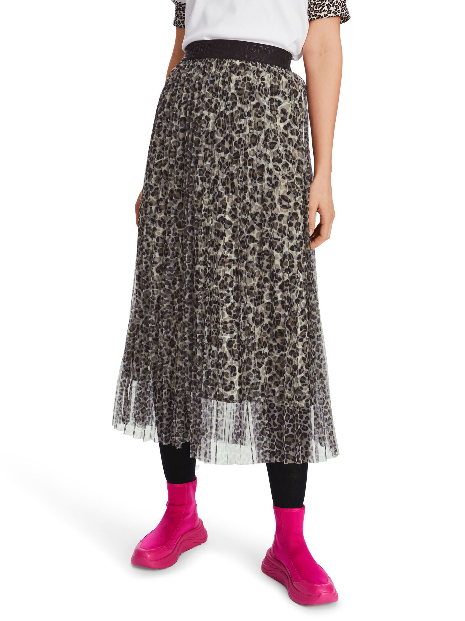 e2ae37da5f688fab2374b8266323f41e Marc Cain Sports |  Marc Cain Sports Midirock  | 42 | soft moon rock