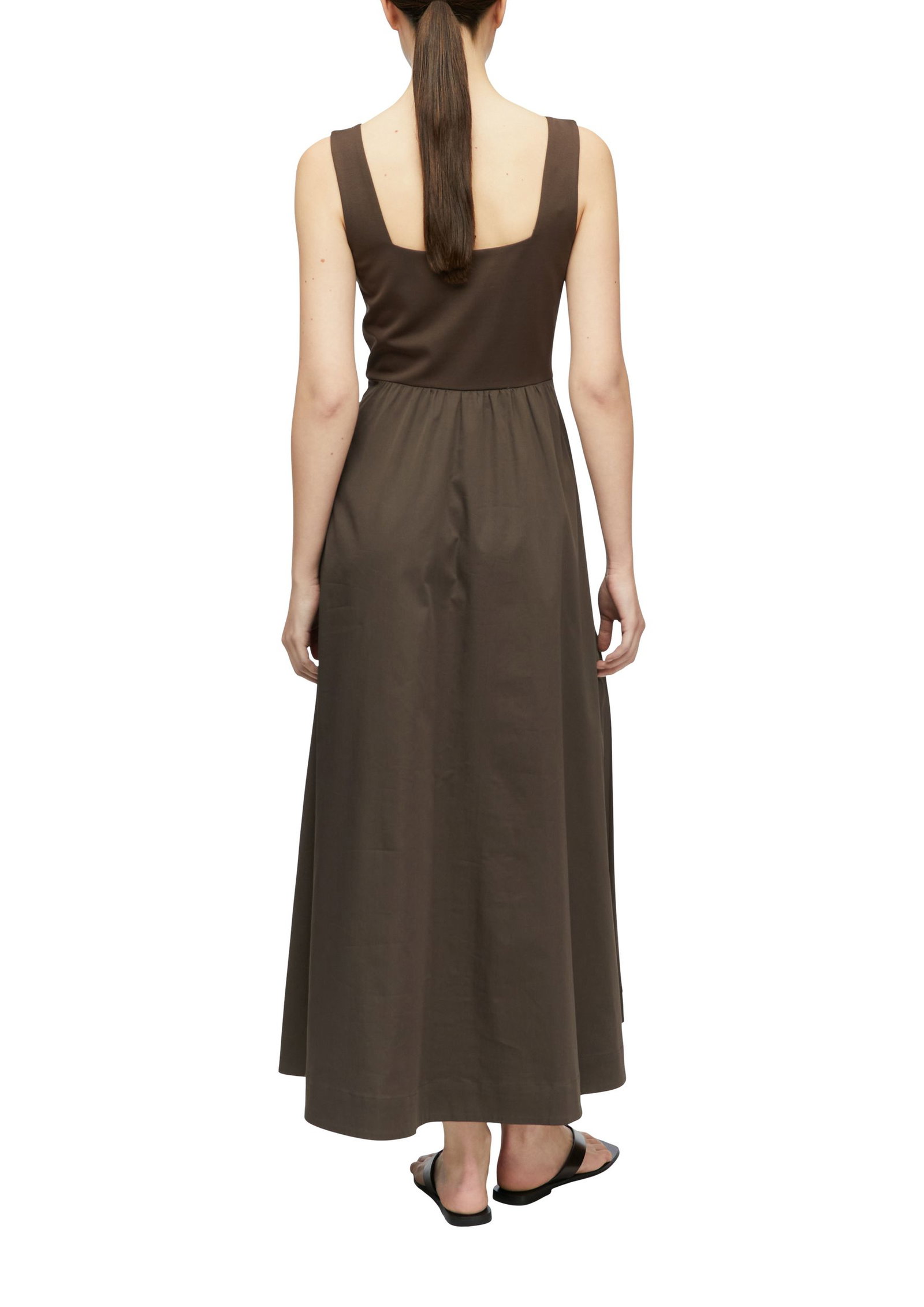 f0168b1a965cacf60638631365a37cd1 Comma | Comma Freizeitkleid | 34 | braun
