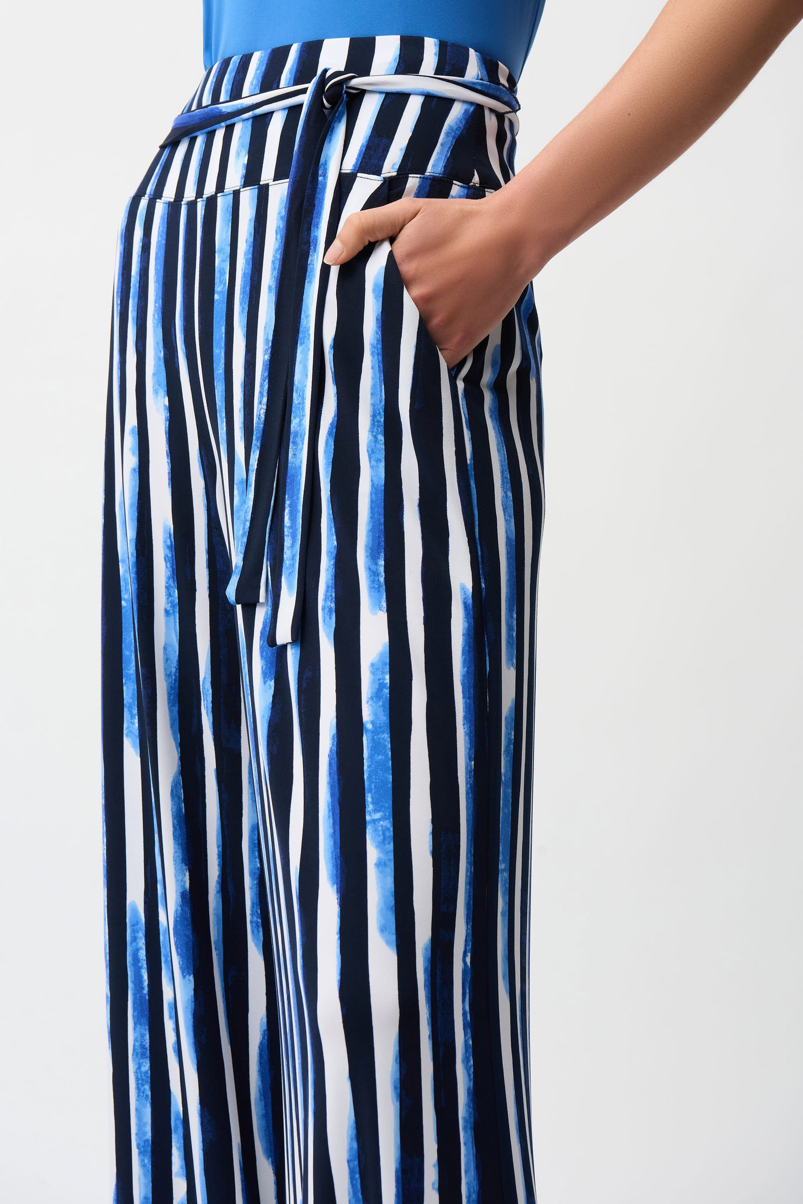Joseph Ribkoff  weite Schlupfhose aus feinem Jersey mit Streifenprint #3