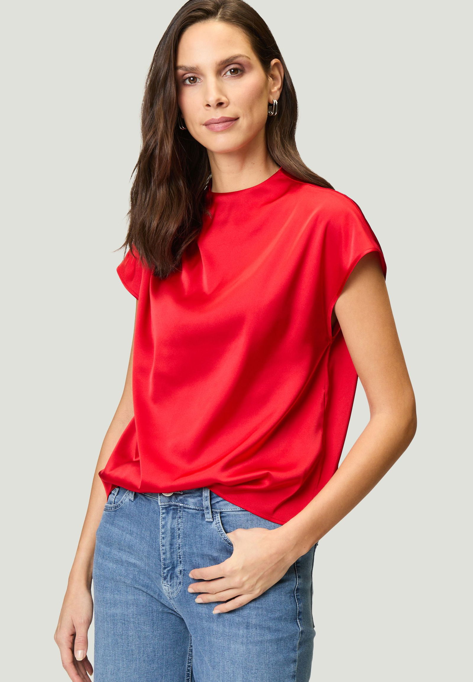 b4be412ef5005208730031f34749cc62 | zero Bluse, Eggnog | 36 | formula one