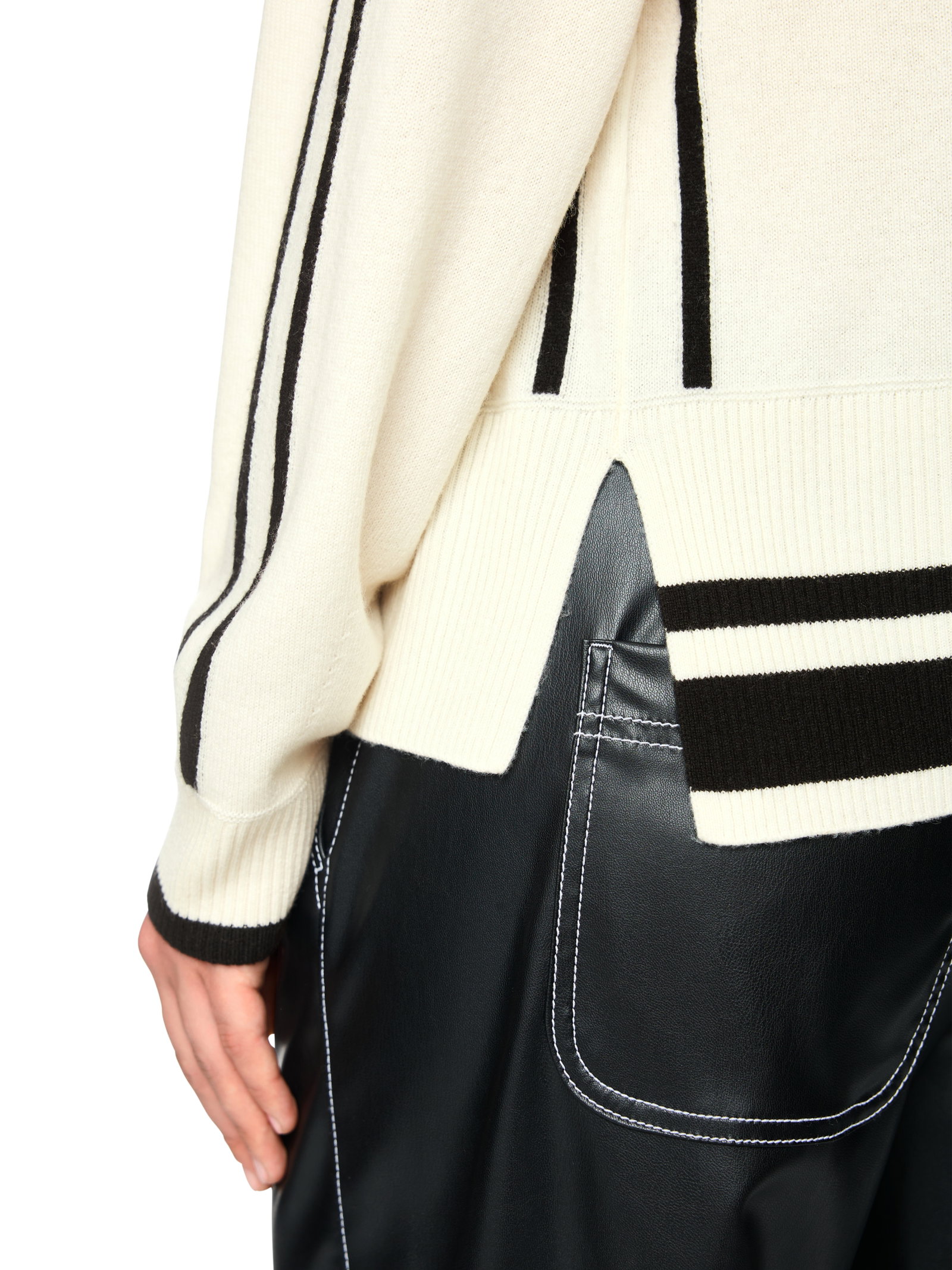 Pullover, black and white #4