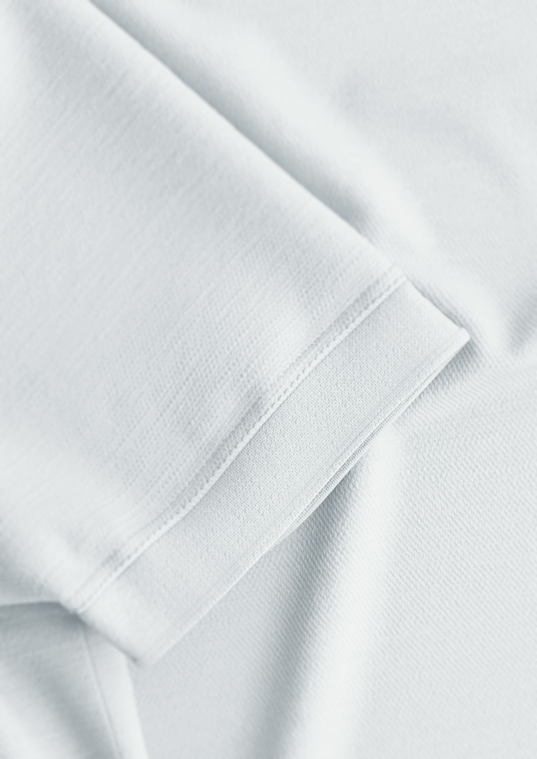  |  15 JJJ-57Albano 10019351, White | S | white