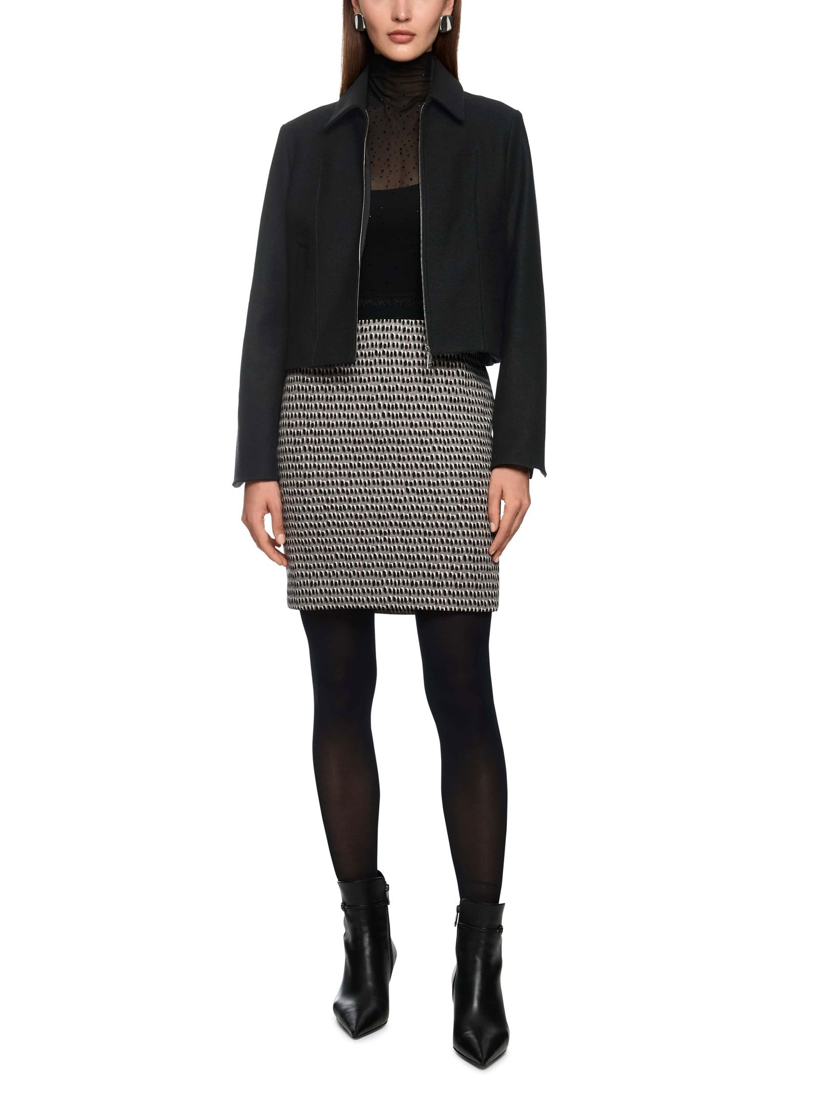 7bc0cb14bd93892456e3eeff531d5fcc |  Jacke, smoke | 42 | black