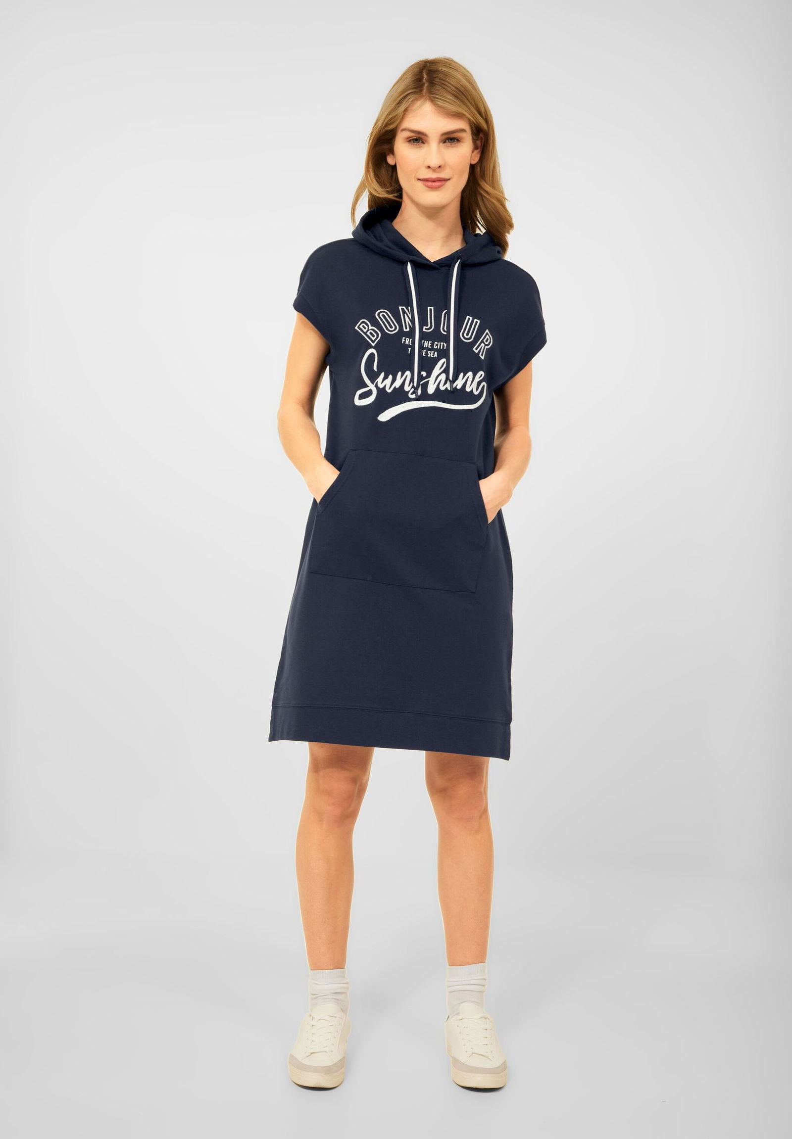 Kurzarm Sweatkleid