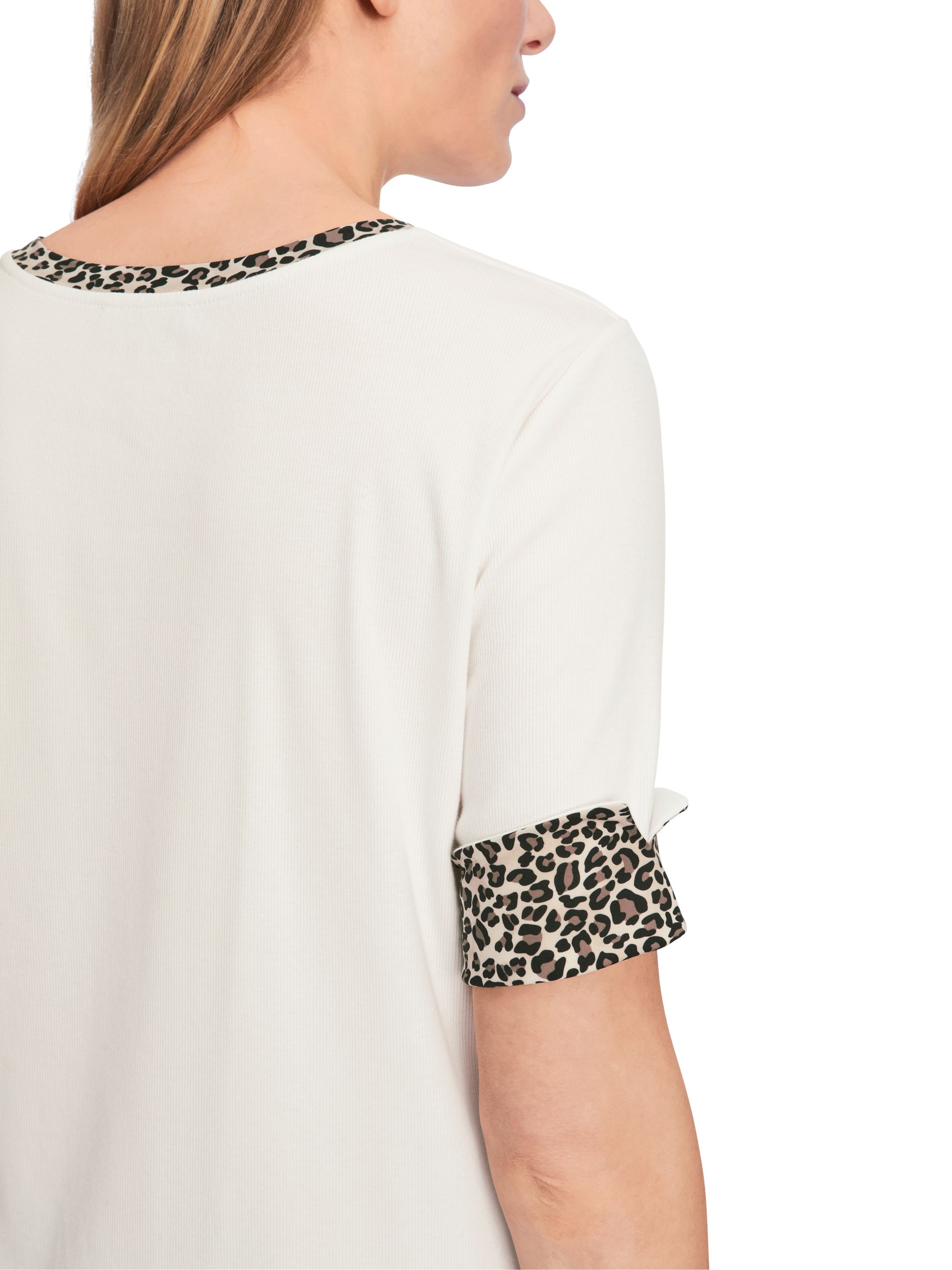 Marc Cain Sports |  Marc Cain Sports T-Shirt mit 3/4-Ärmel mit Animalprint | 36 | off-white