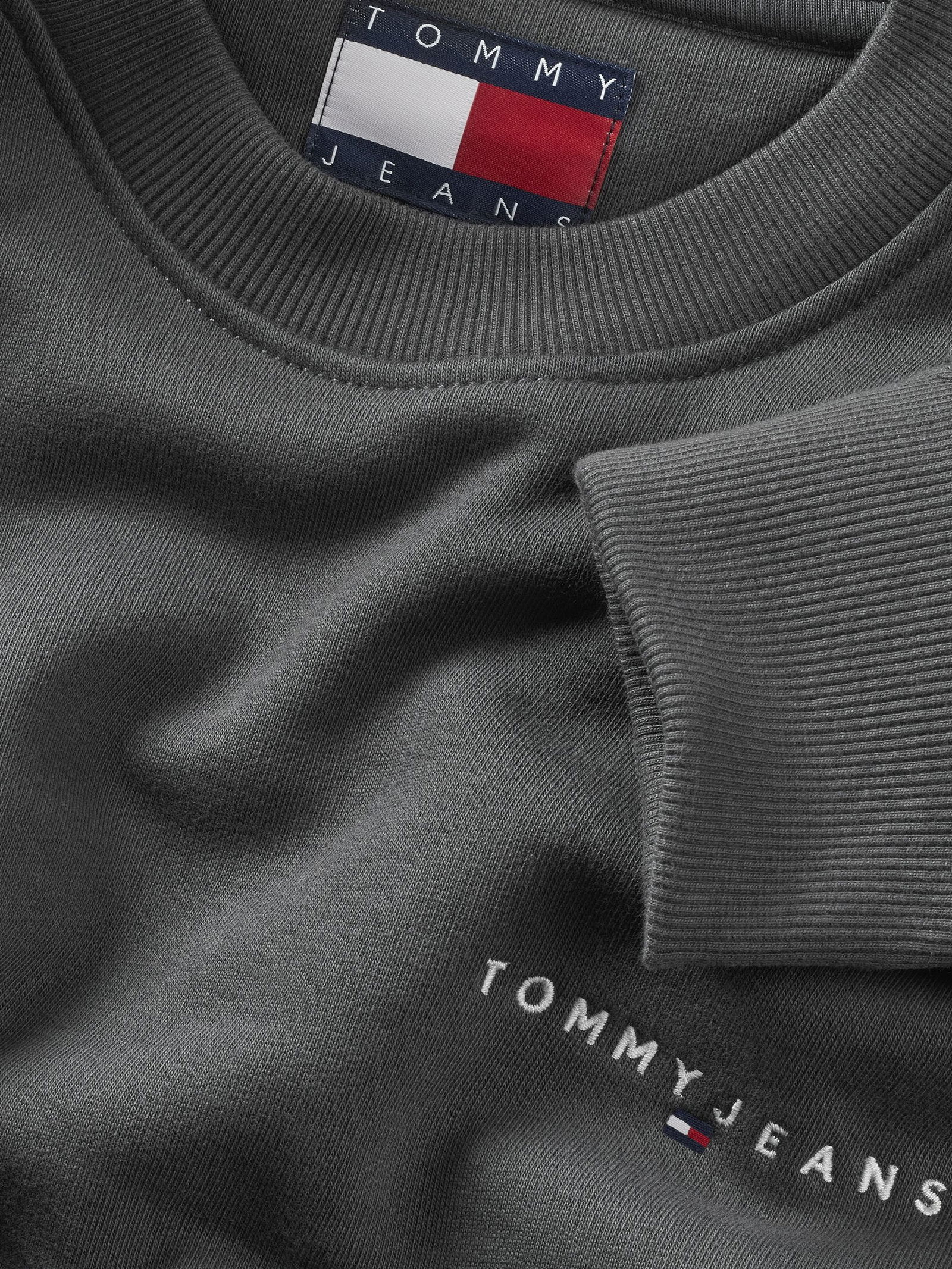  |  TJM REG LINEAR CREW EXT | M | washed black