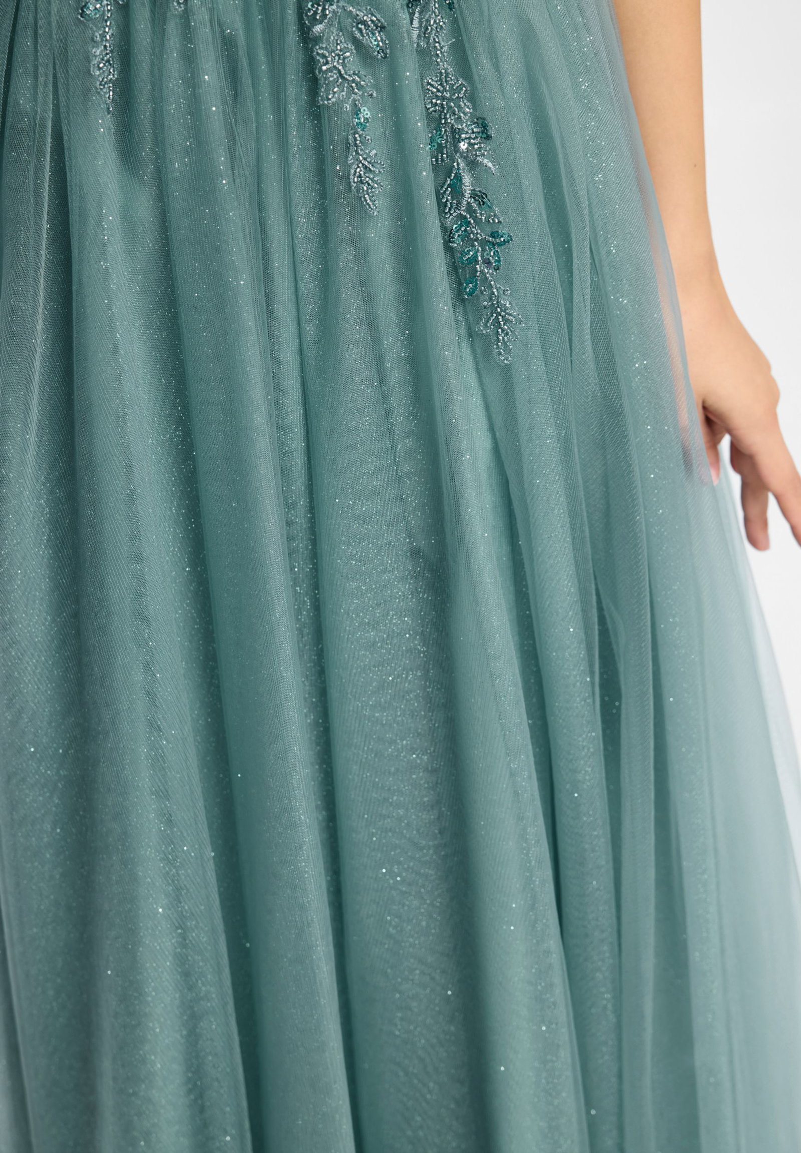 | Tüllkleid mit Schimmereffekt | 36