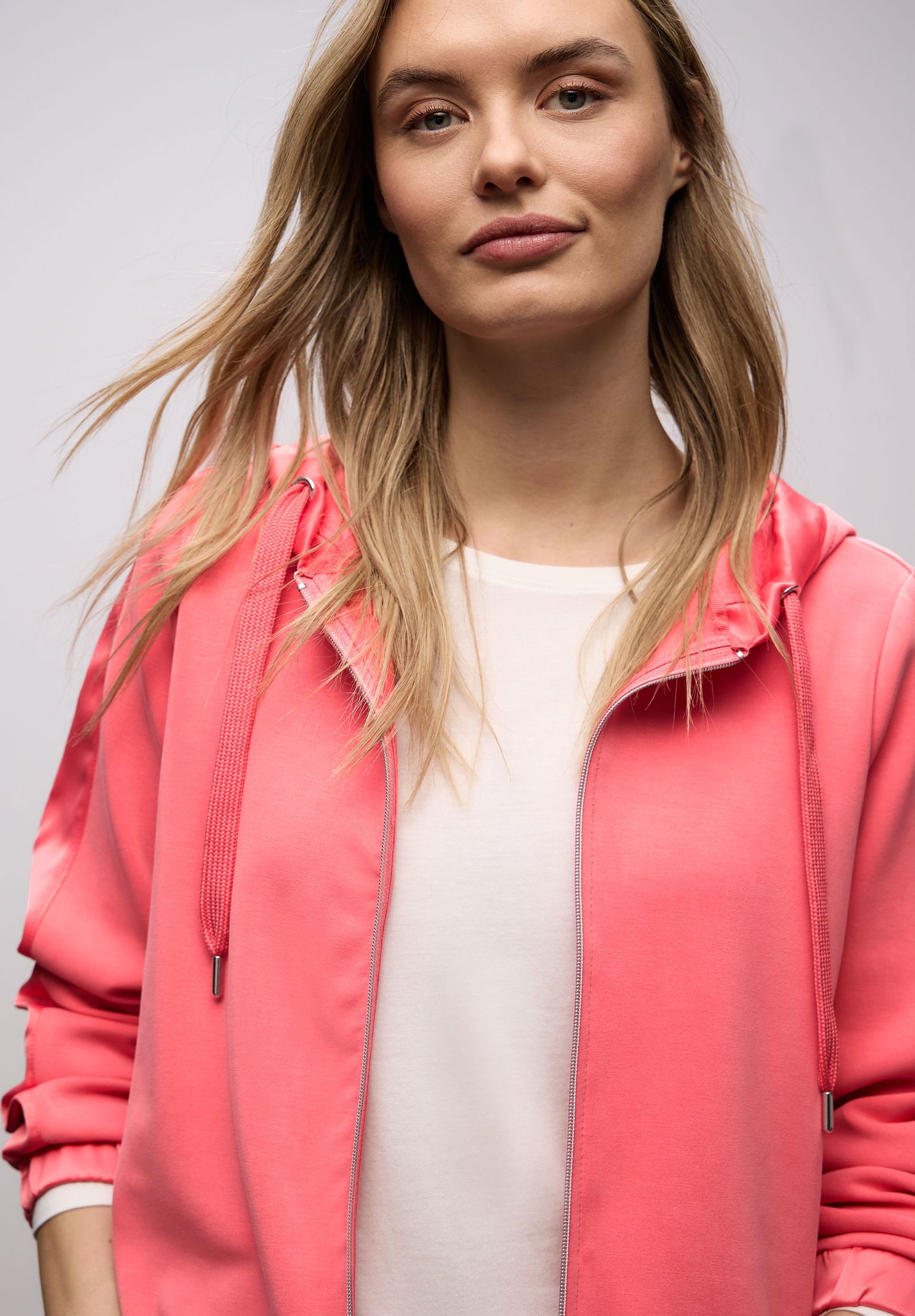 |  short silk look hoody jacket w, striking coral | 38 | 4565_17261