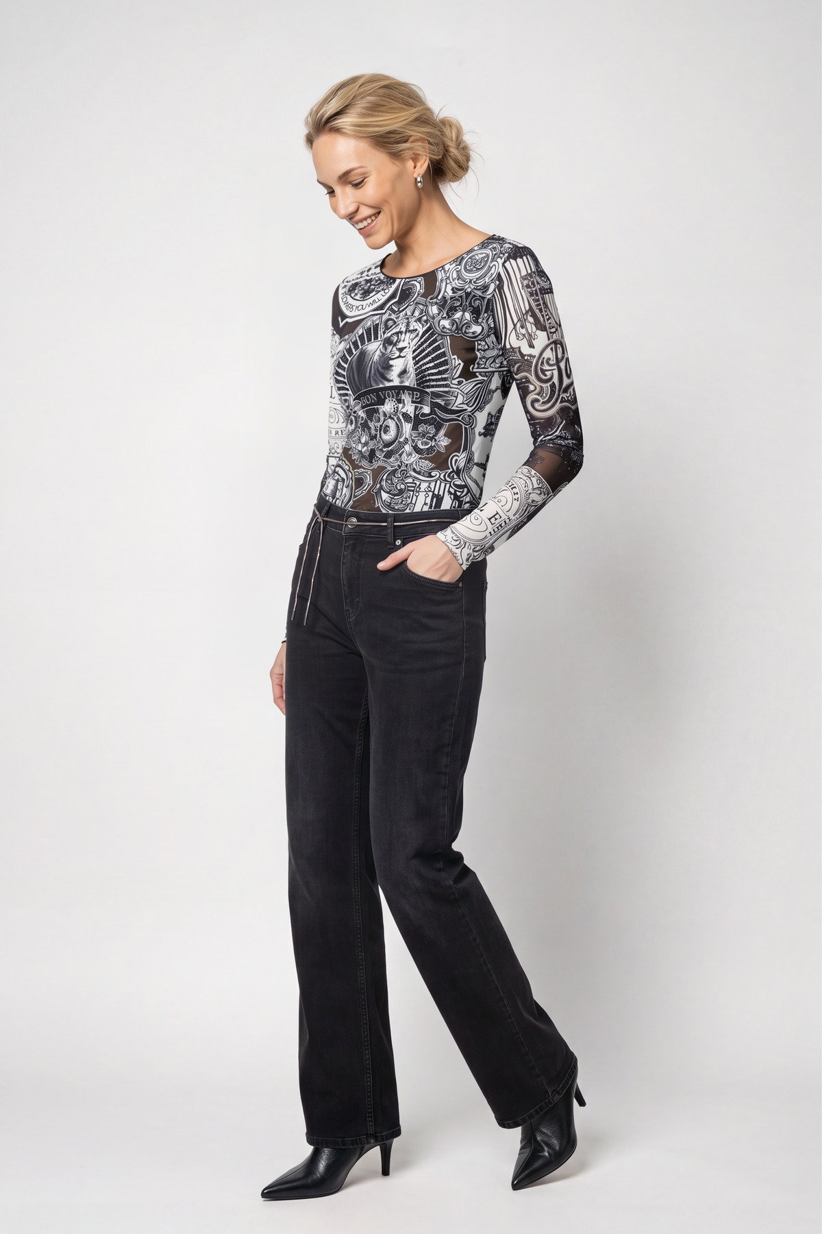 Pullover, schwarz gemustert #6