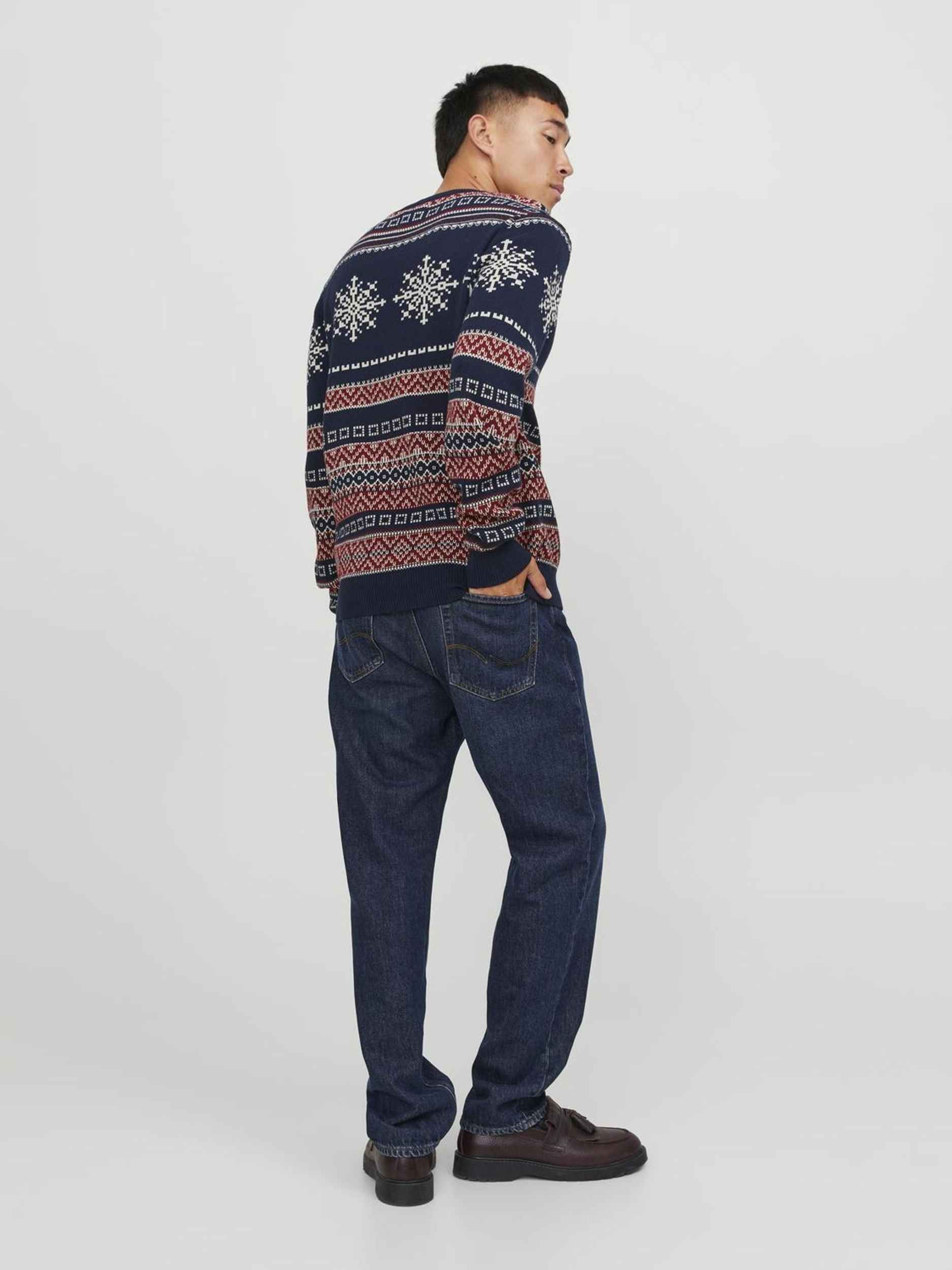  |  JJXMAS SNOWBALL KNIT CREW NECK, Nav | M | navy blazer