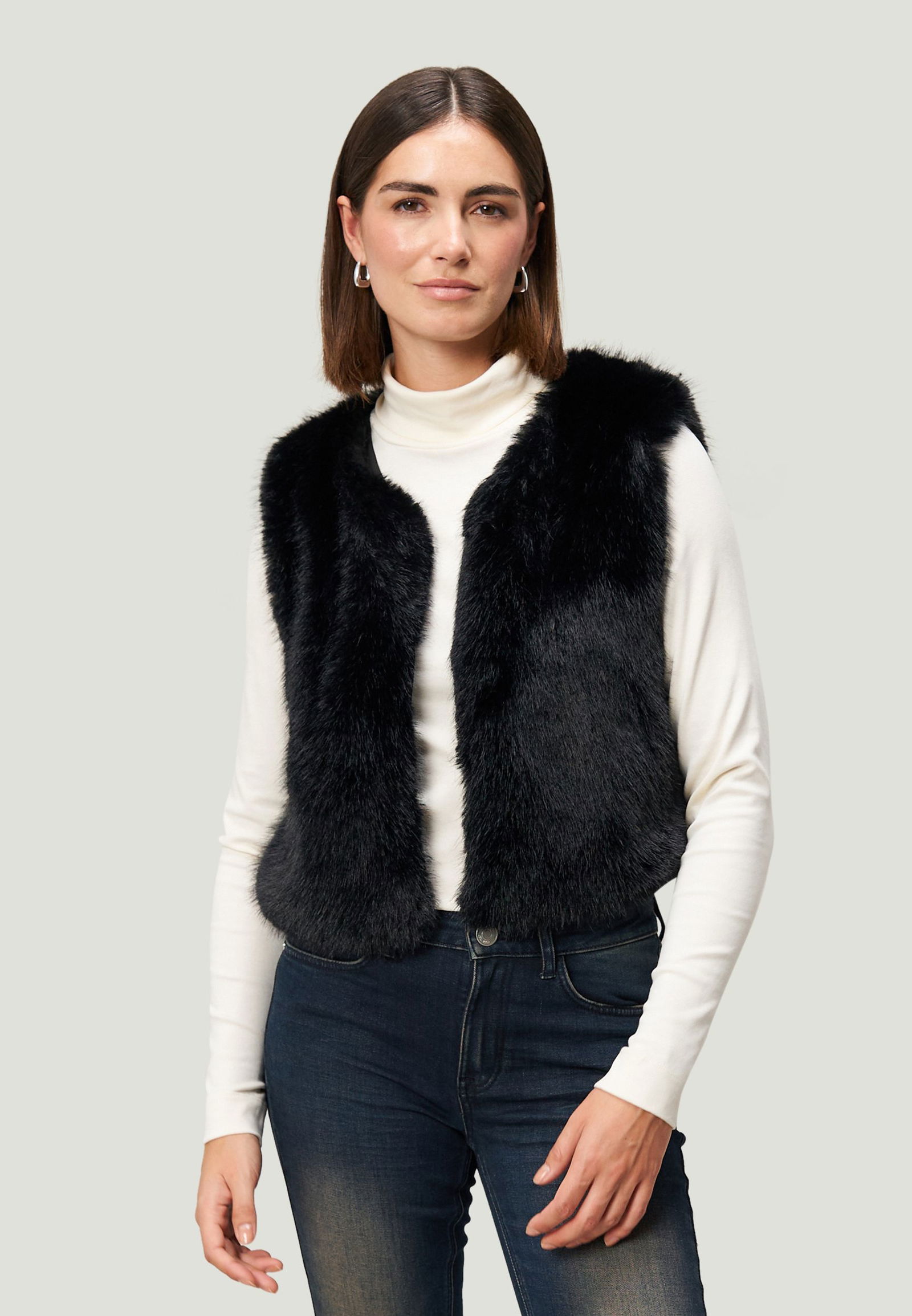 51d180d844f2cd6a62d243d255833c1b Zero |  Zero Weste  | M | black beauty