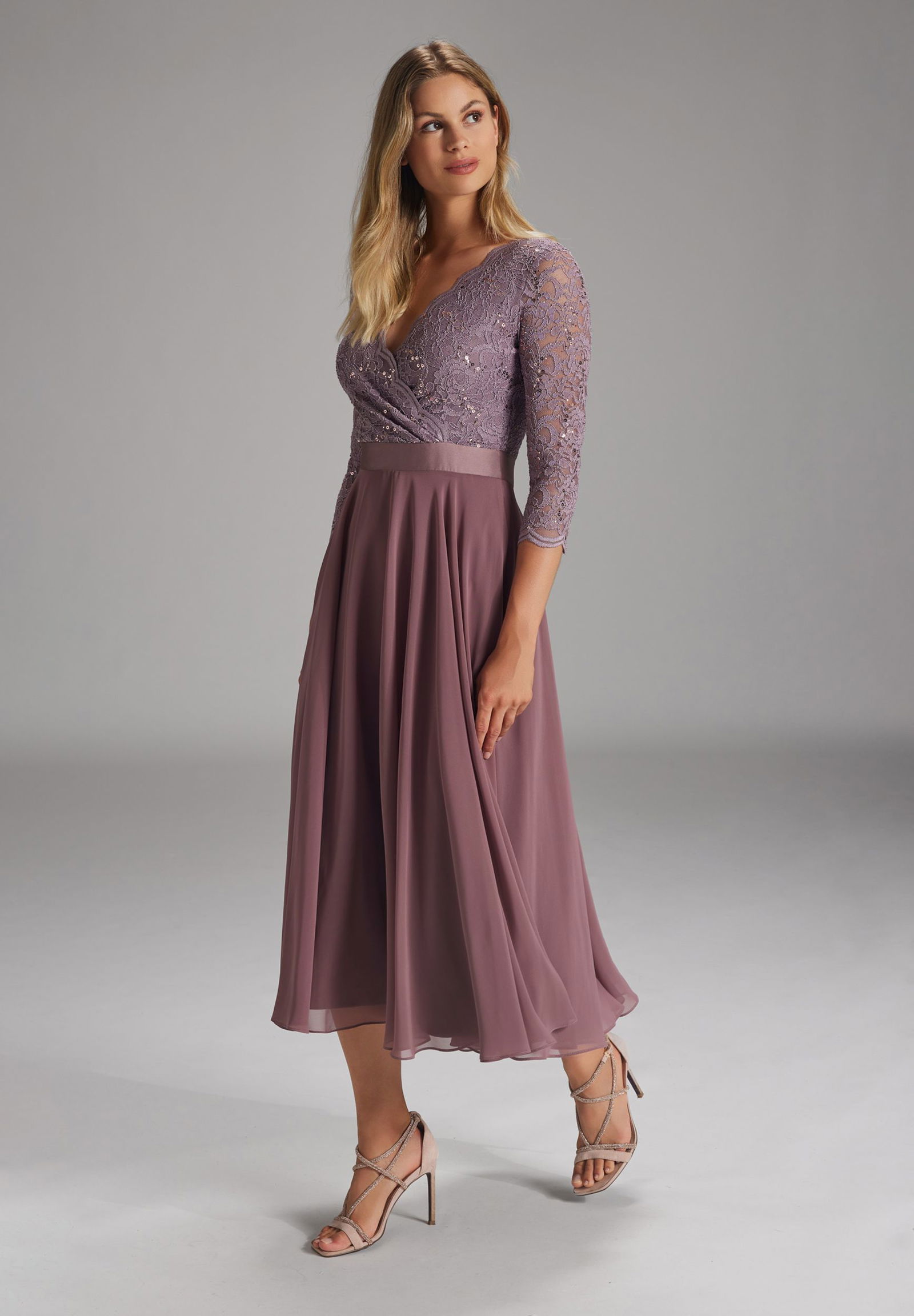 173a10f4cbf022f5d42c1e3e29215a92 SWING Cocktailkleid aus Material-Mix