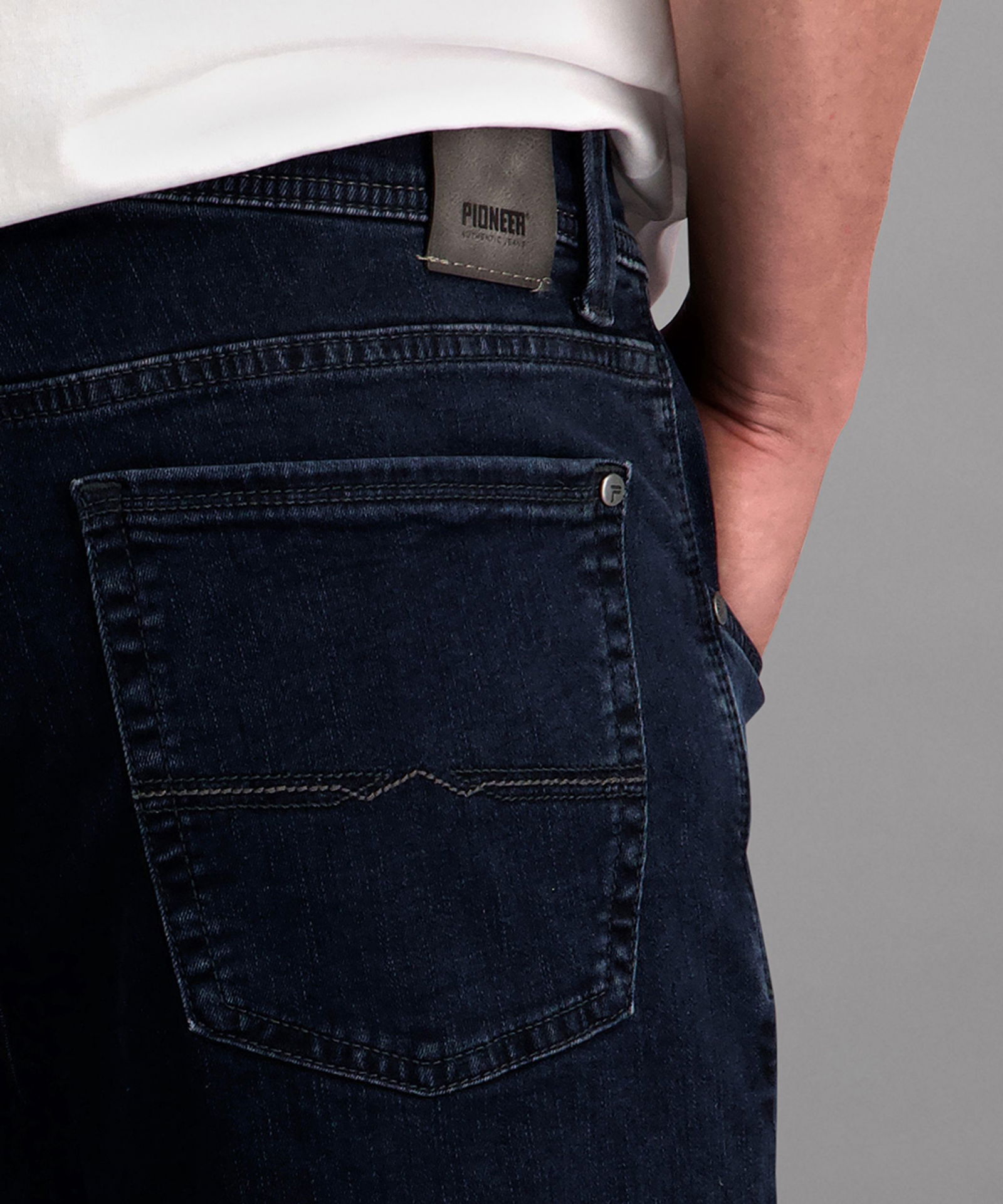 Pioneer | Pioneer 5-Pocket Jeans "Rando" | 38/36 | blue/black raw