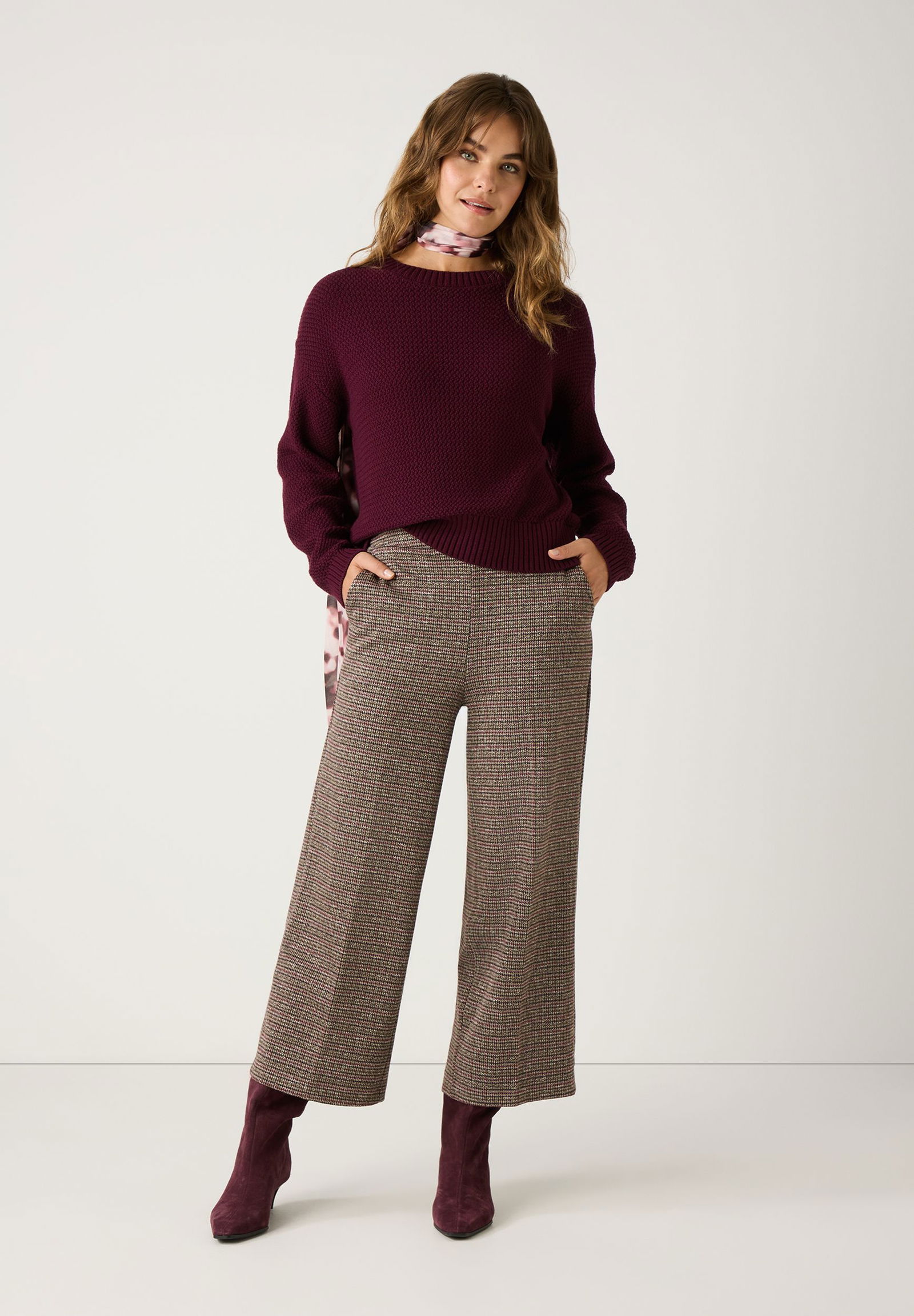 f1ece23c8735c75b845051edb80d9ece More & More | More & More Pullover | 44