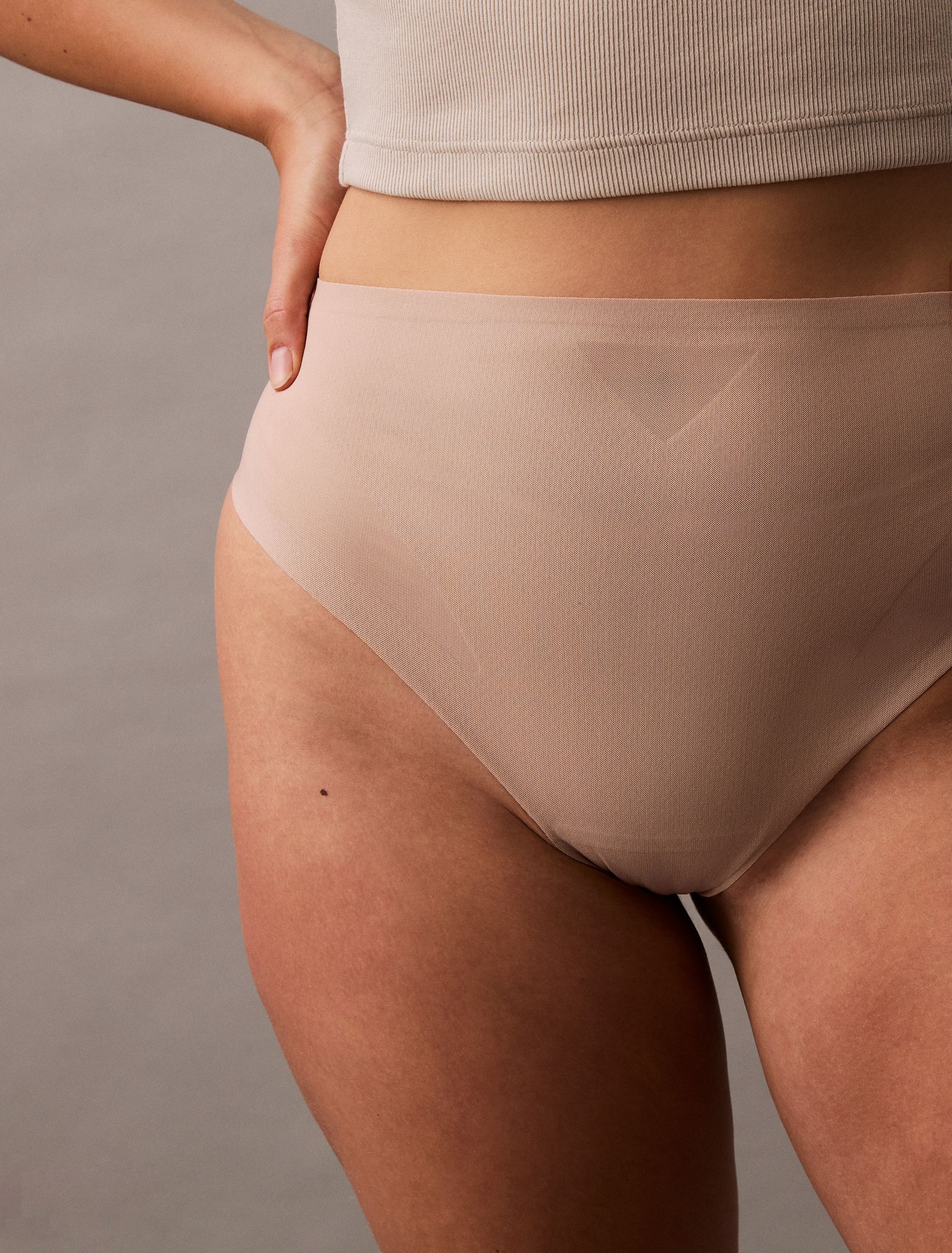 Calvin Klein |  Calvin Klein Shape-Body  | XL | cedar