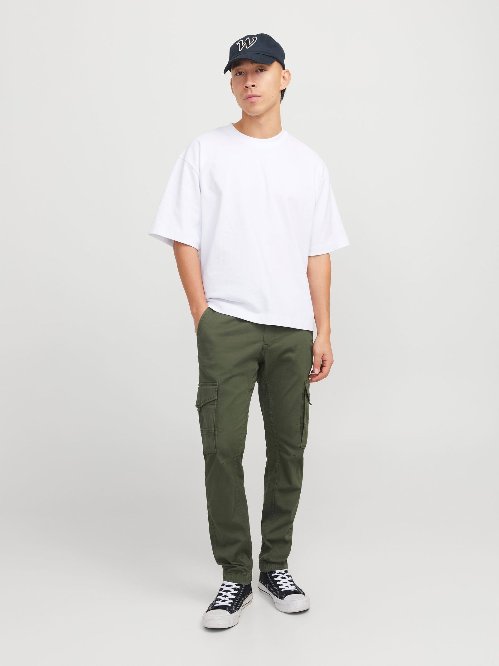 Jack&Jones | Jack&Jones Tapered Fit Jeans | 29/32 | olive night