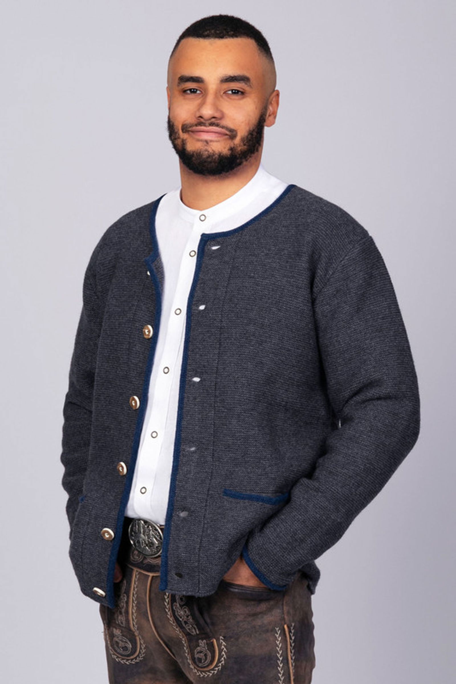 b302fdba146f445f98700da02c1c9f29 Edelnice | Edelnice Trachten Strickjacke "Felix" | 56