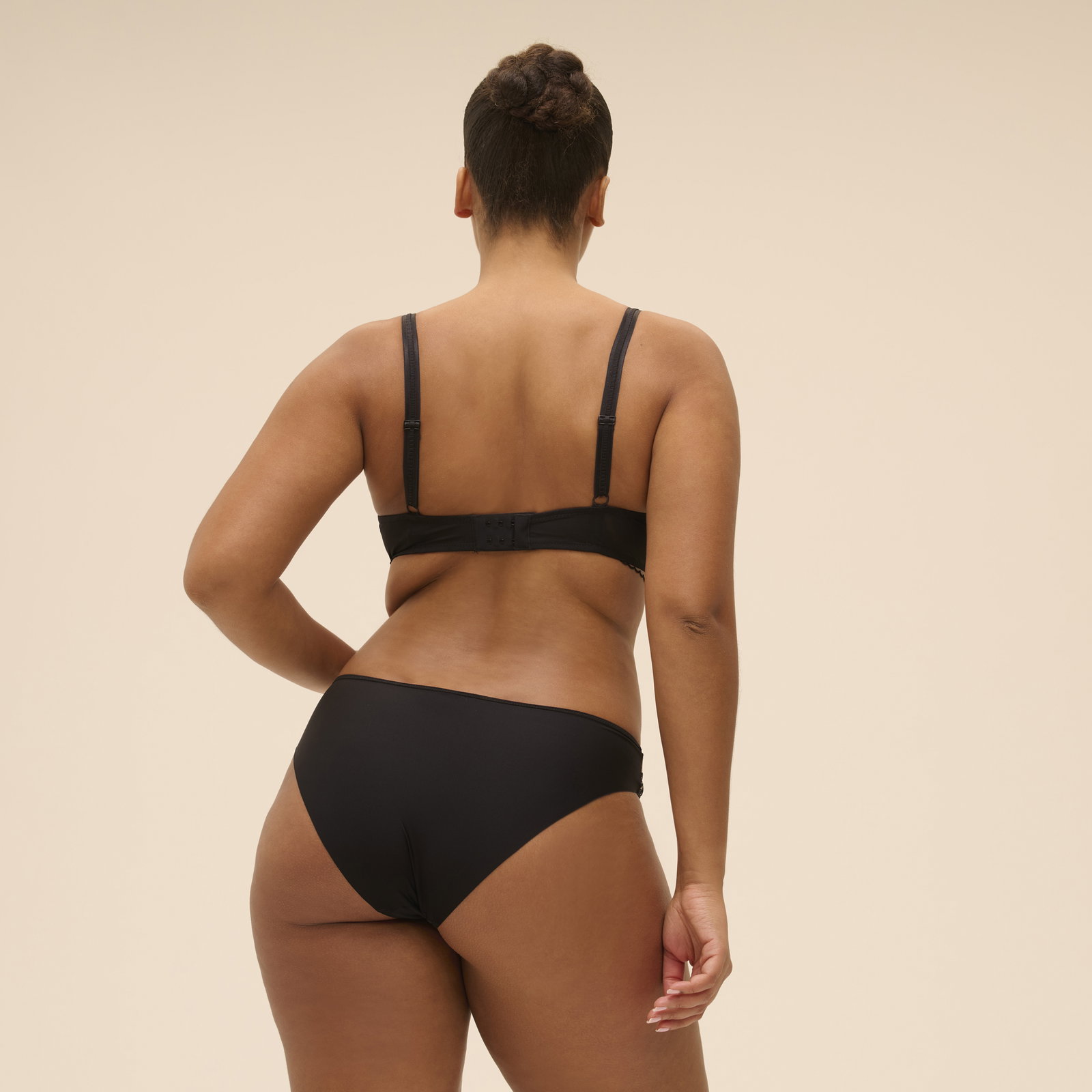 Simone Pérèle Slip Romance #5