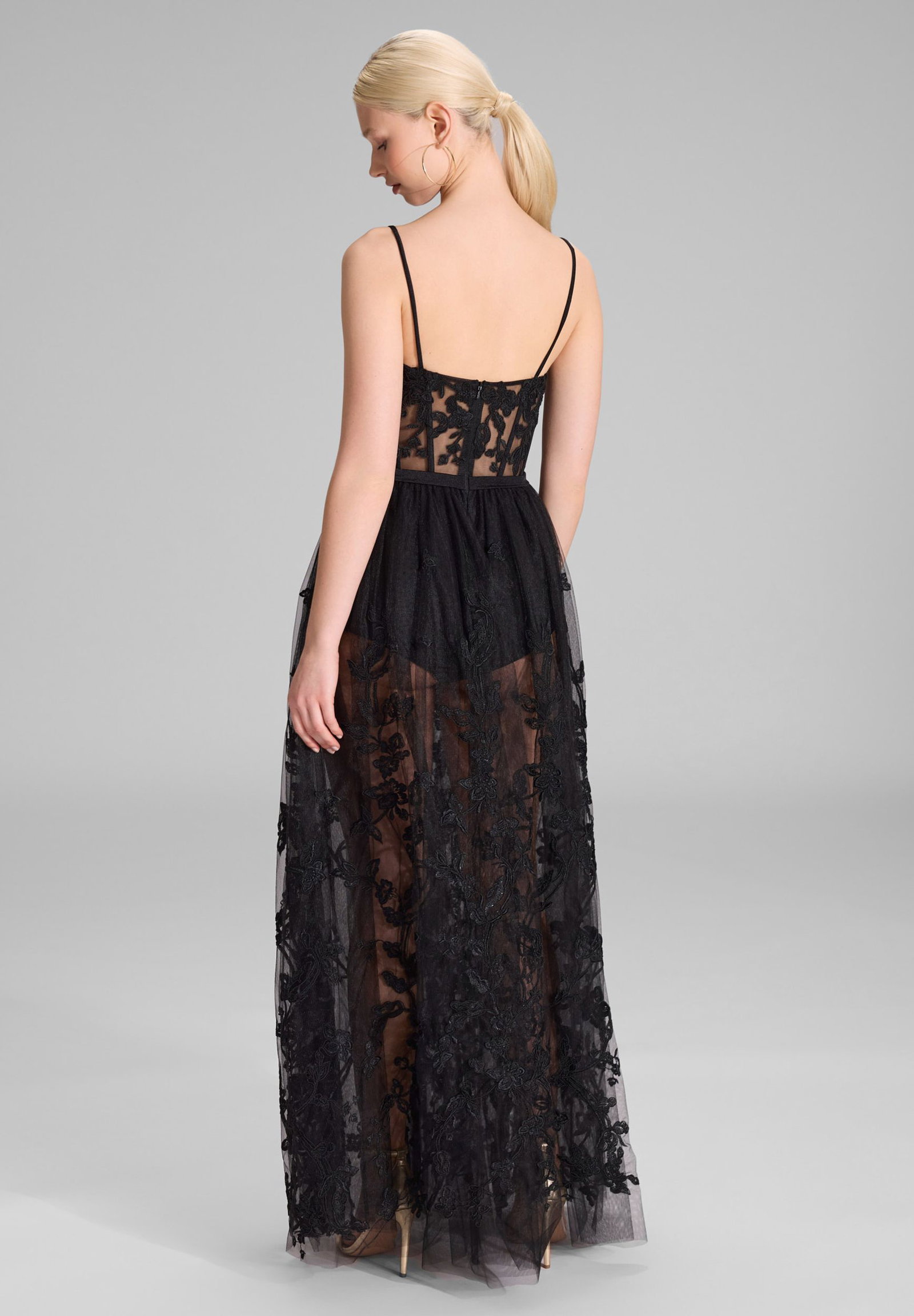 183ff552d338d24d7f395525e0584e53 | Tüllkleid mit semitransparentem Roc, black | 34 | black