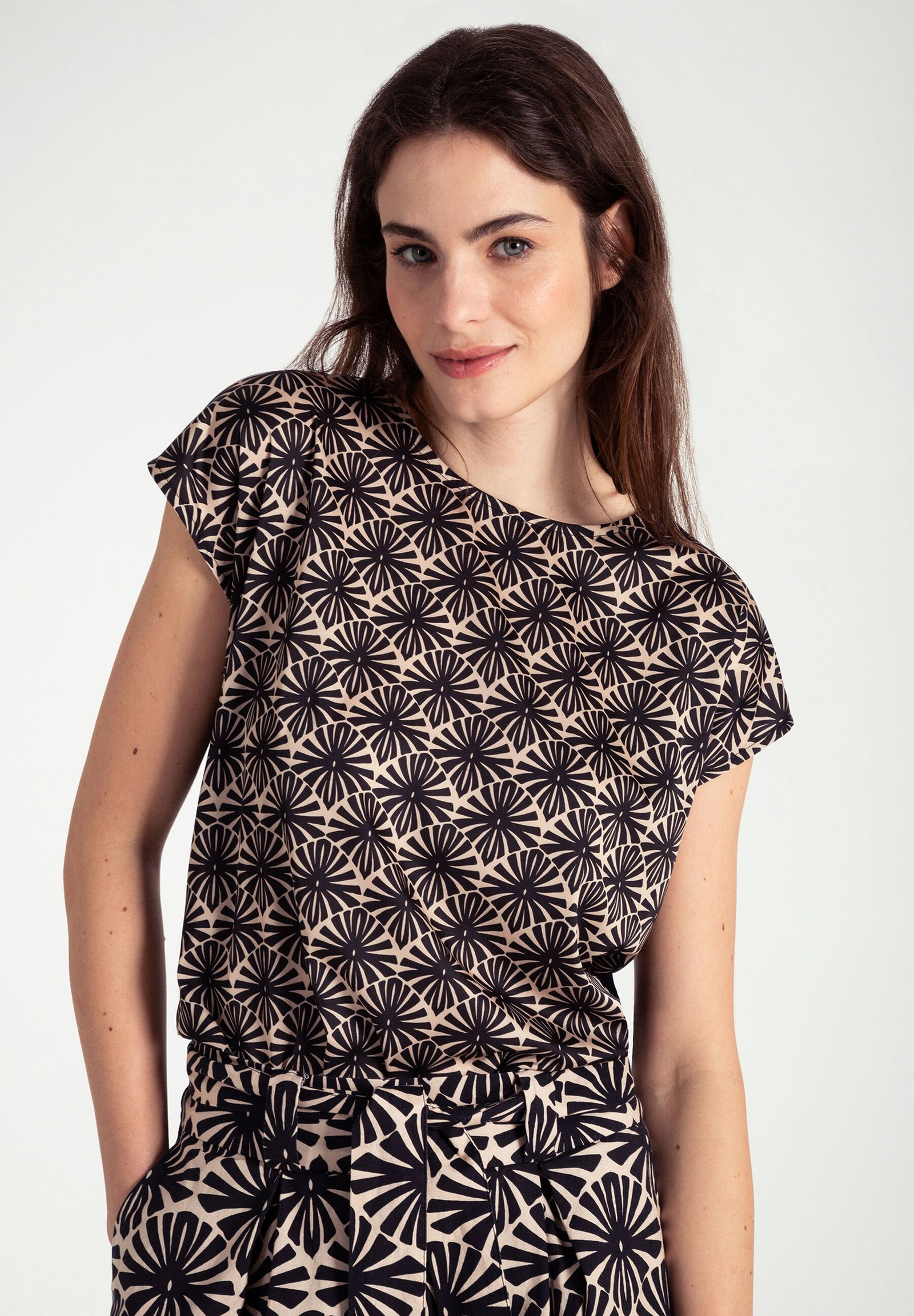 More & More |  More & More Blusenshirt | 44 | schwarz