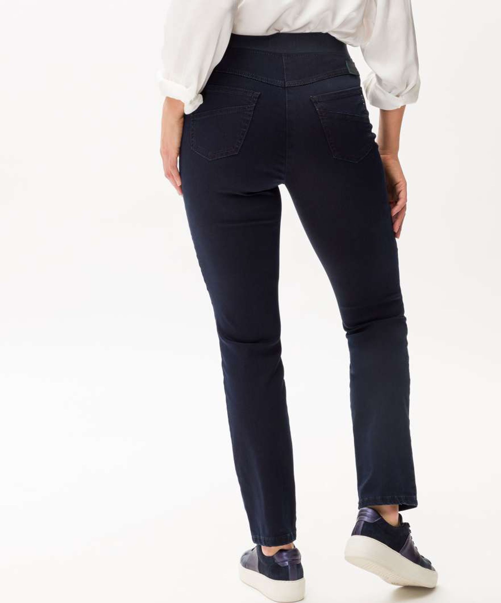 Raphaela by Brax |  Raphaela by Brax Straight Leg Jeans  | 22 | navy