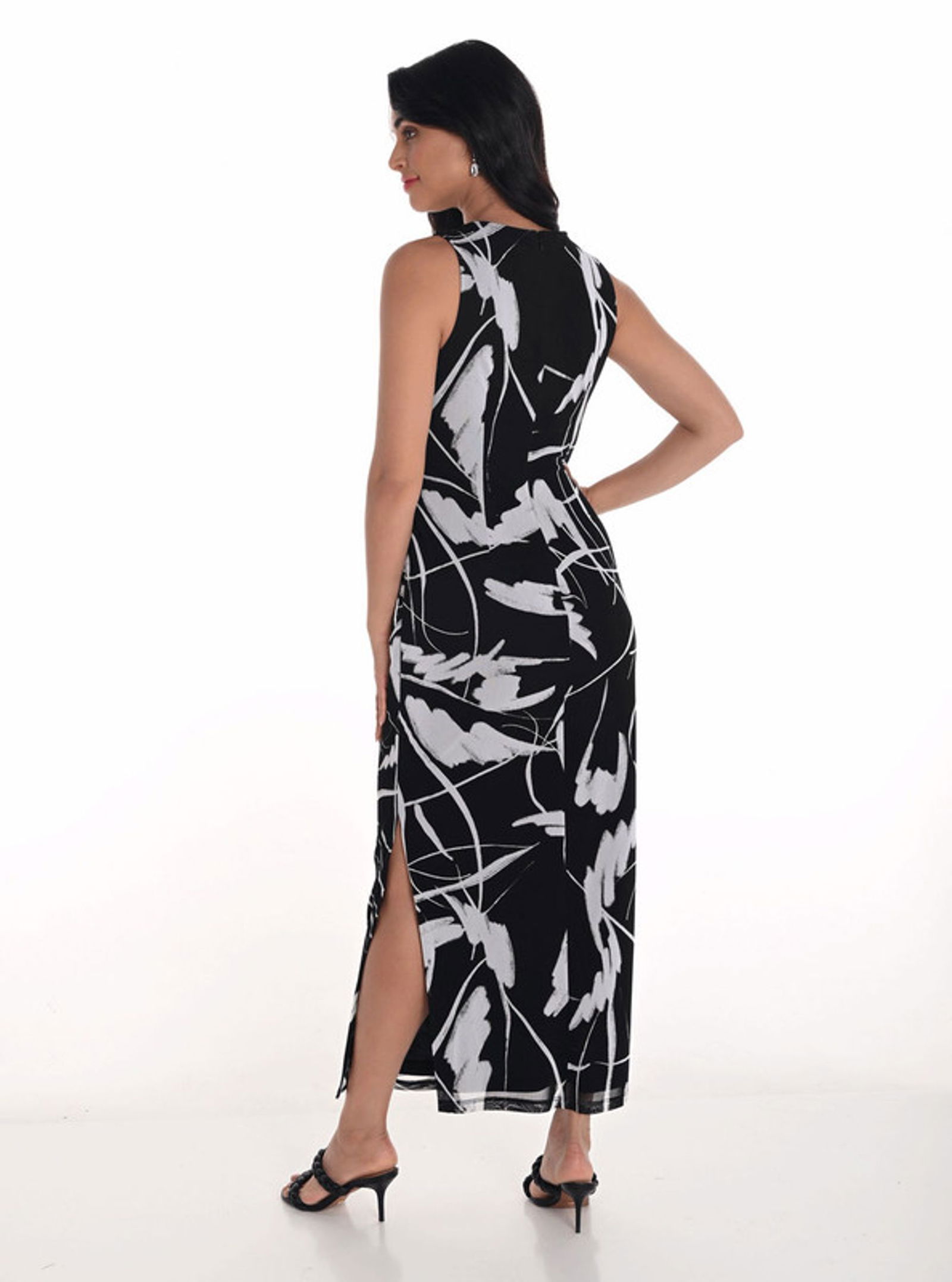 597e8bd154192189816eb46be2ff3e77 Frank Lyman | Frank Lyman Maxikleid mit monochromem Print | 38 | 1105_1004