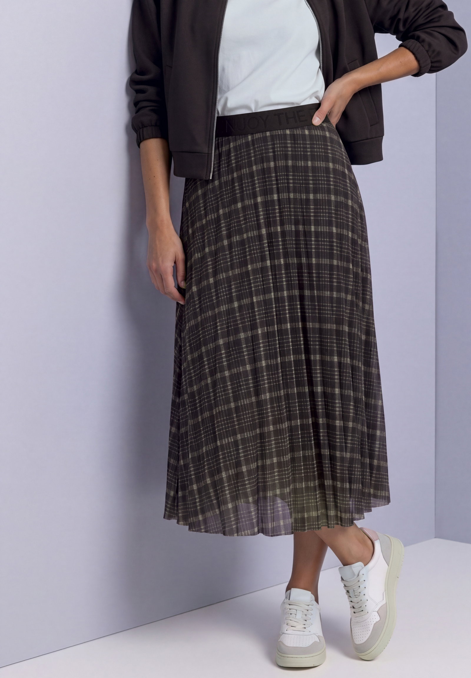 Midi skirt Plissée_check, black coffee #3