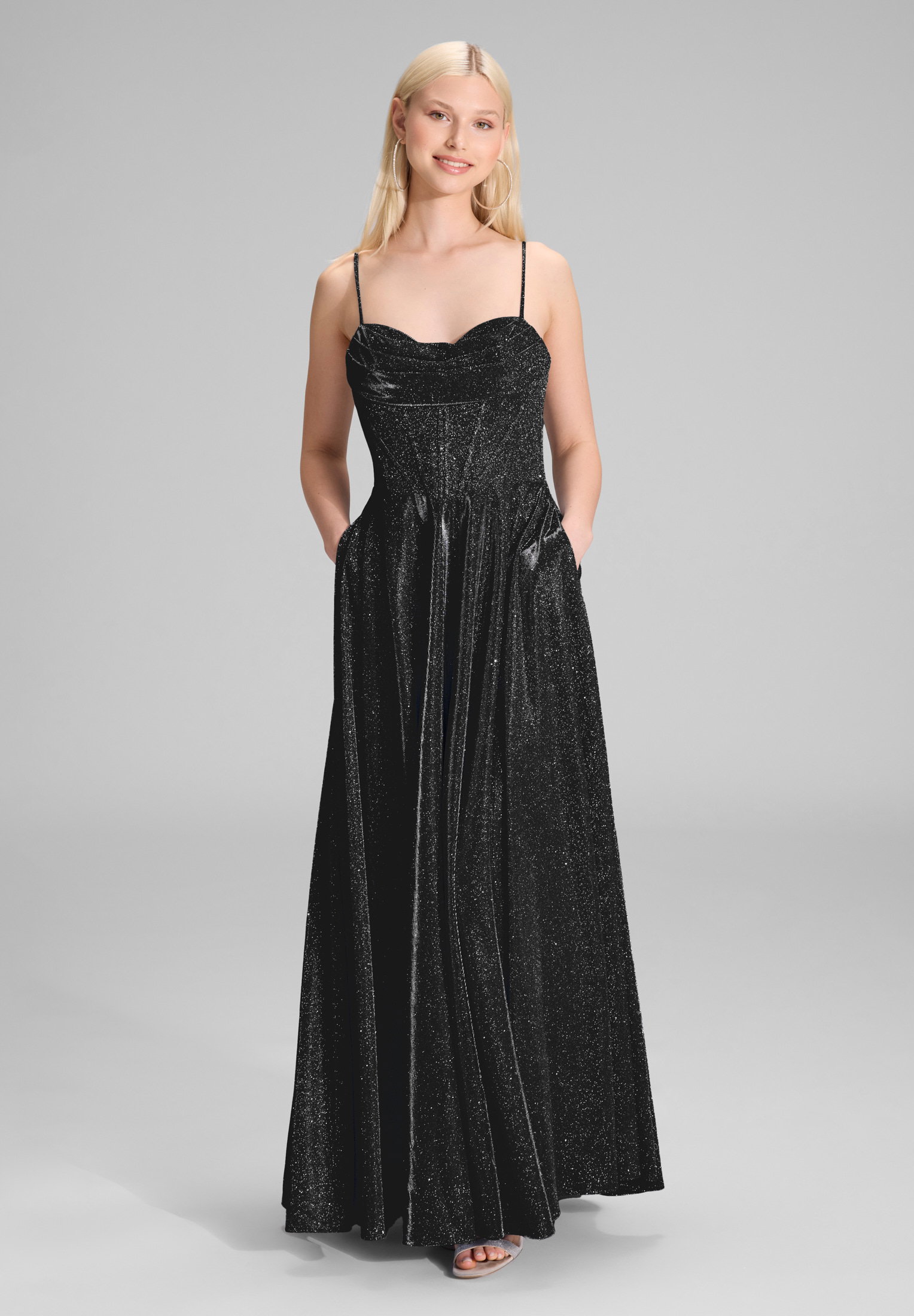 Hey Kyla  Schimmerndes Abendkleid #3