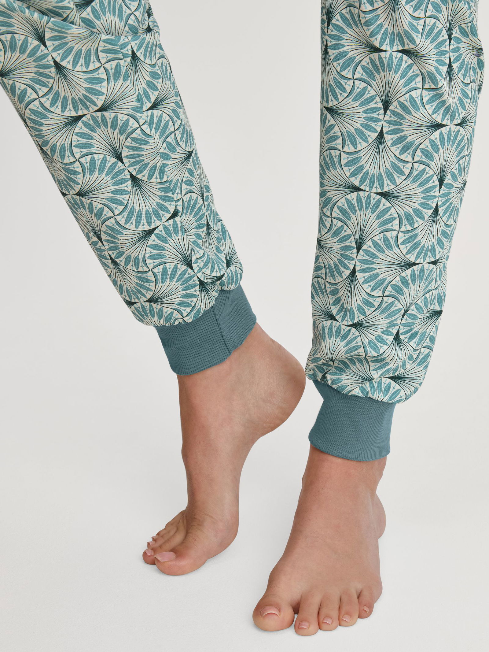  | WOMEN Pyjamas with cuff | S | 300_544