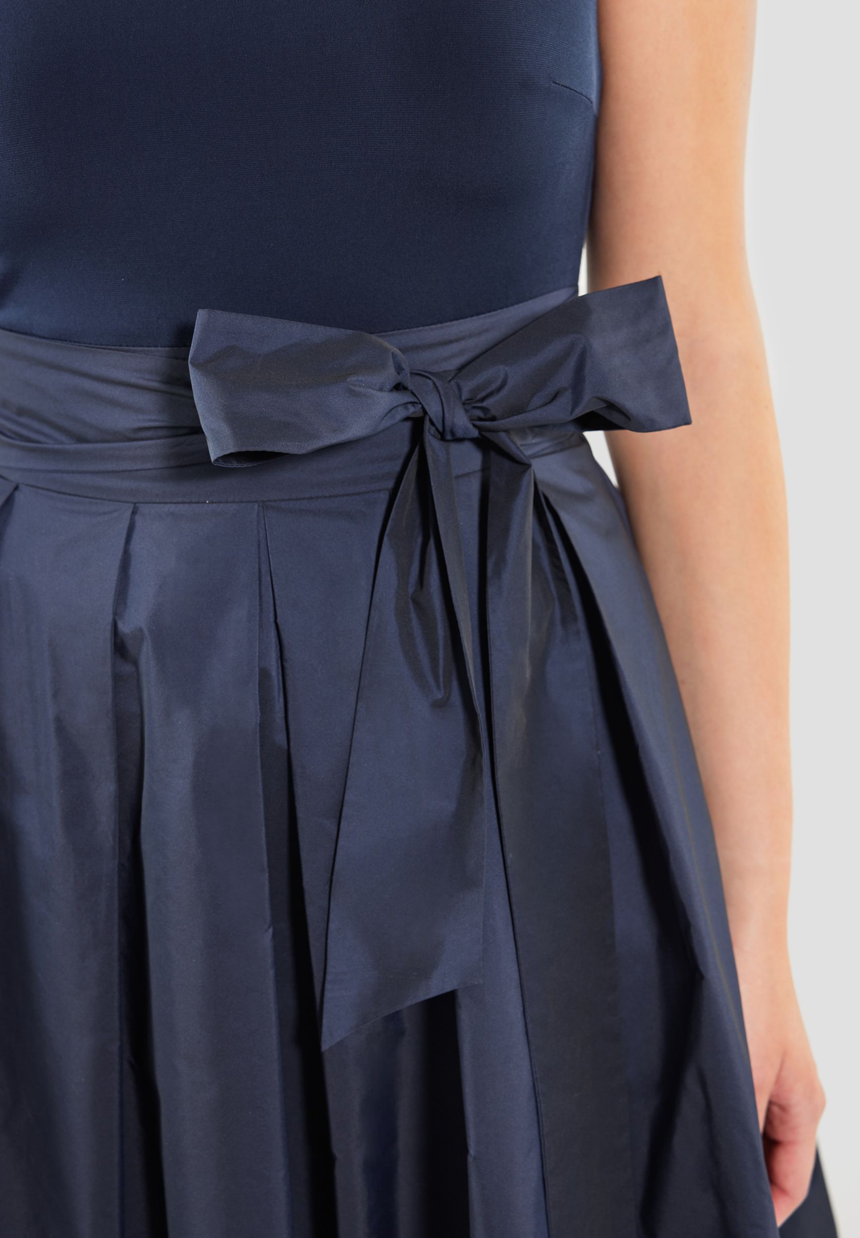 SWING Kurzes Kleid 