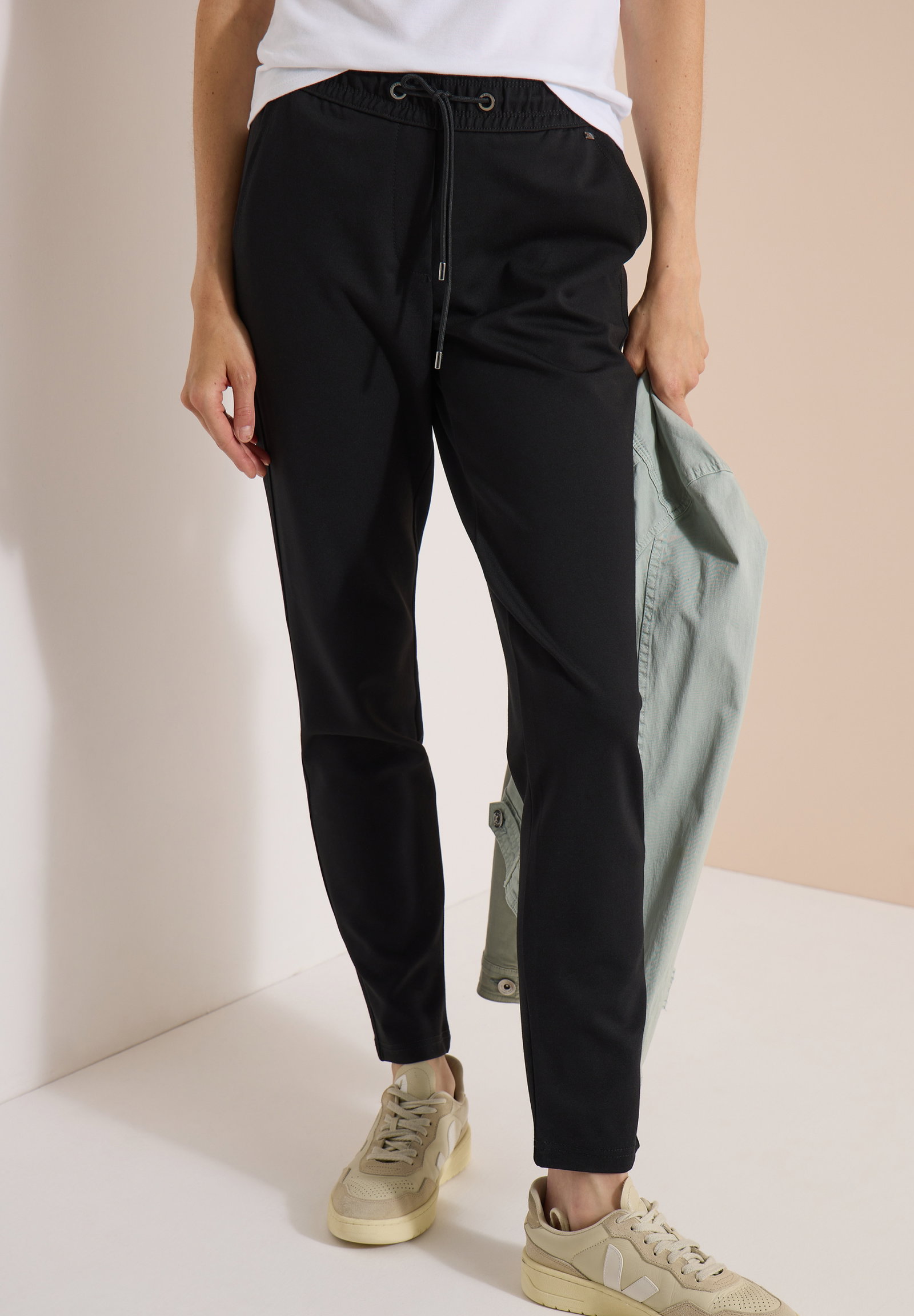 NOS Style Tracey SOLID, Black #3