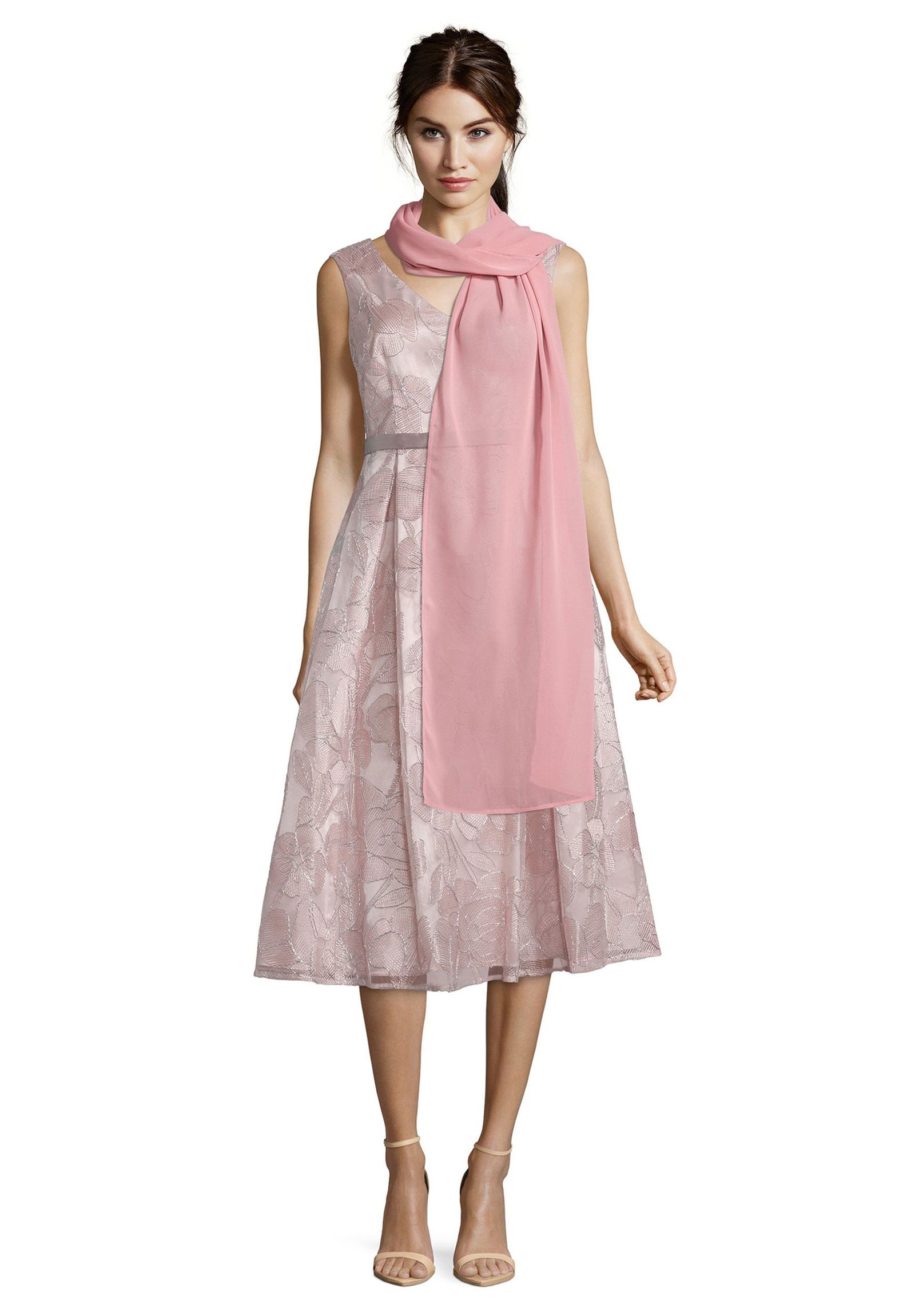 VM by Vera Mont Tuch