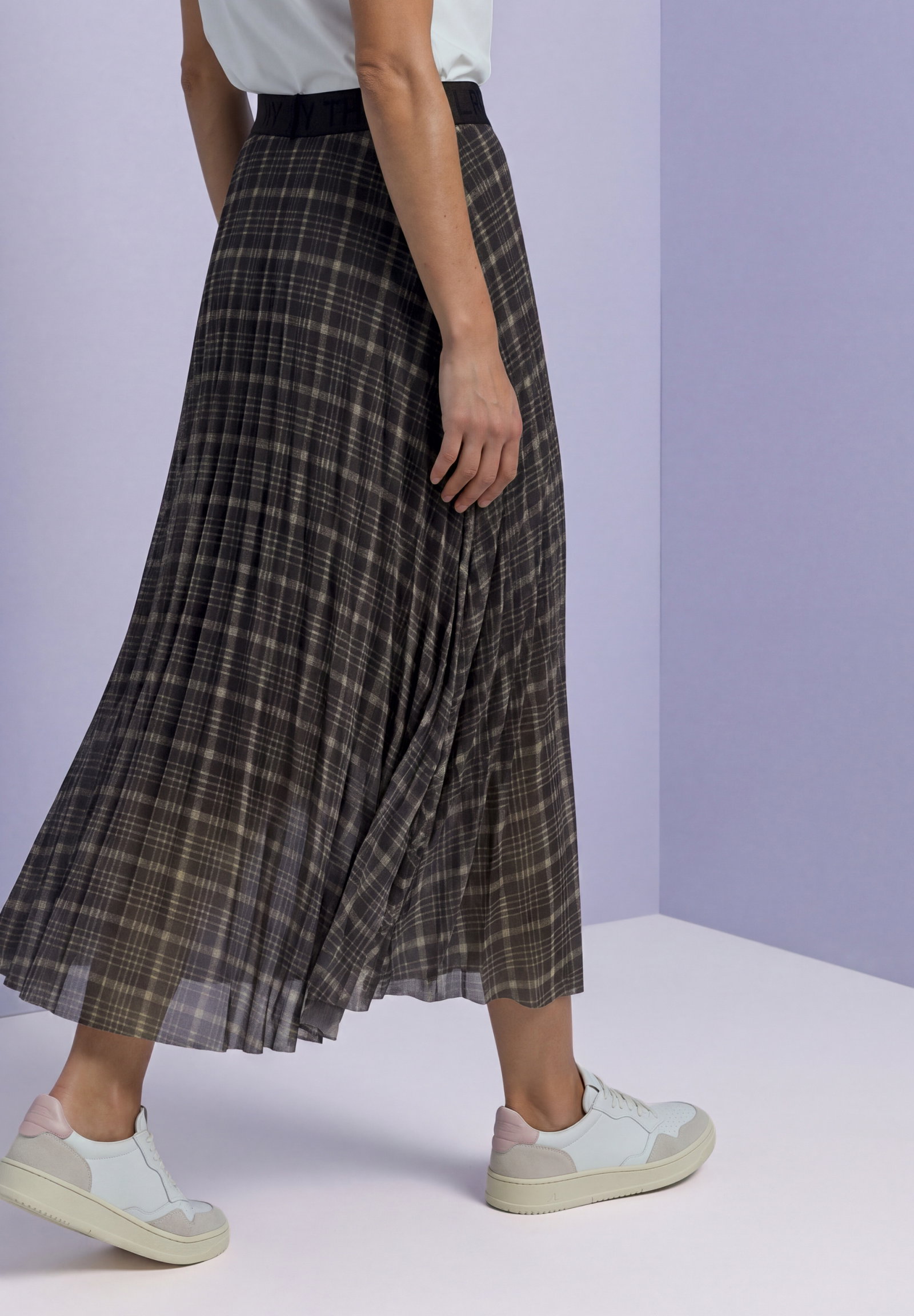 Midi skirt Plissée_check, black coffee #4