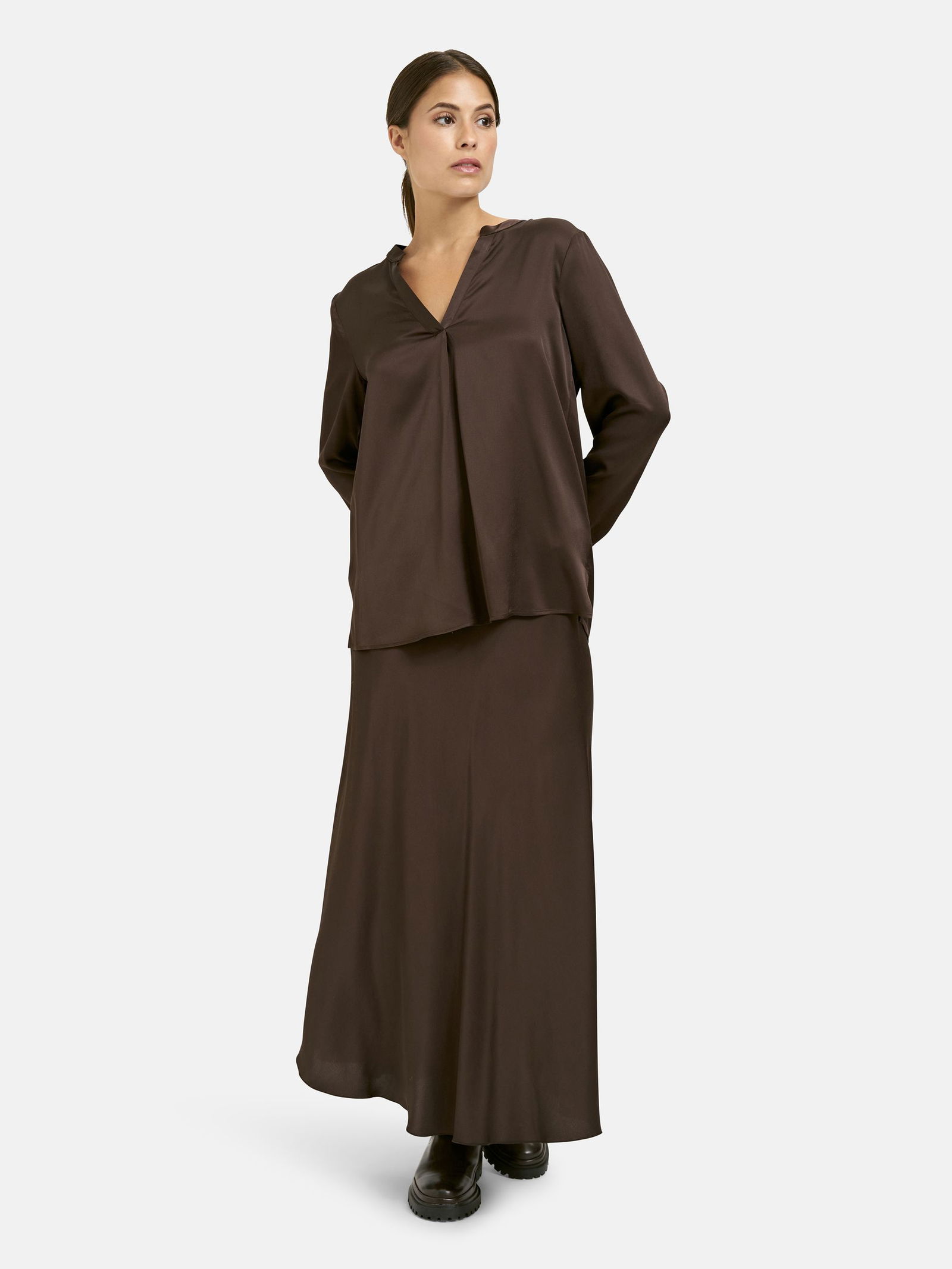  | V-neck blouse 1/1 sleeve | 42