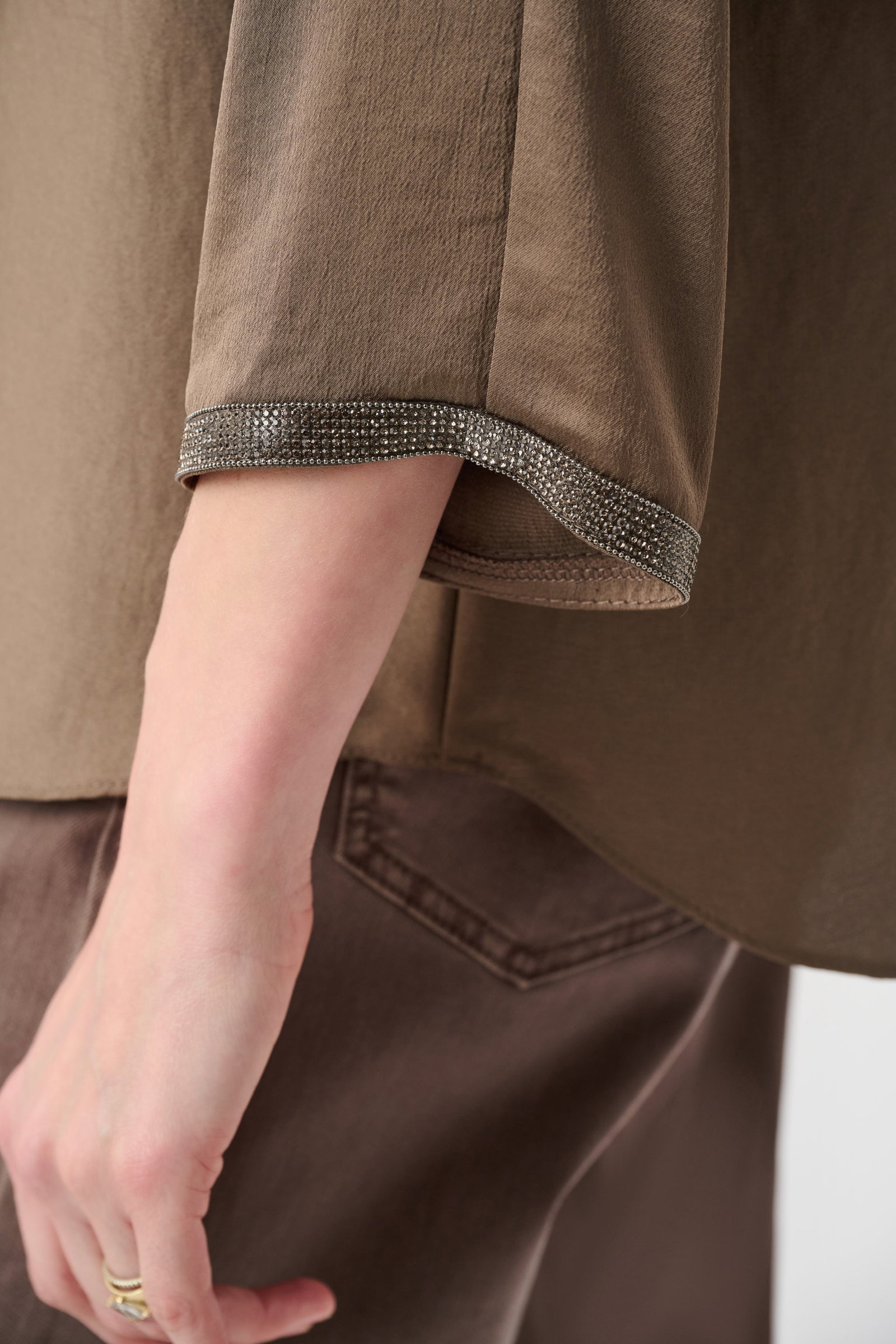 Joseph Ribkoff Tunika Satin-Tunika mit U-Boot-Ausschnitt und Strass-Detail #6