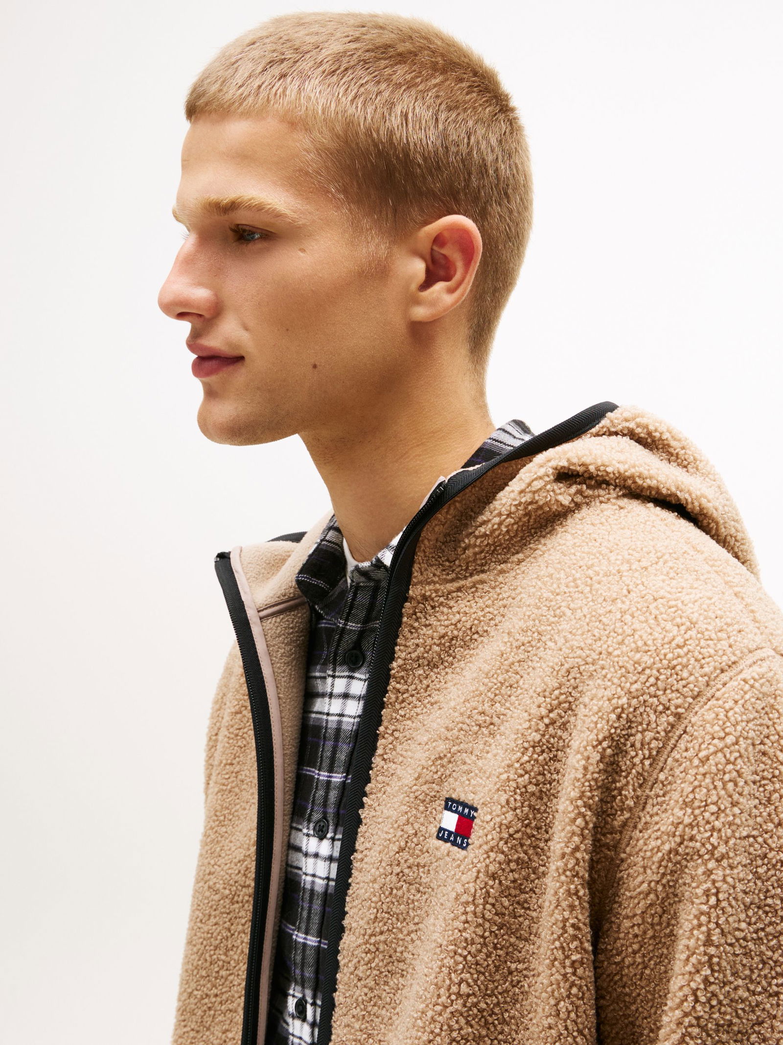 Tommy Jeans |  TJM REG BADGE TEDDY ZIP TRU EXT | XL | AFE